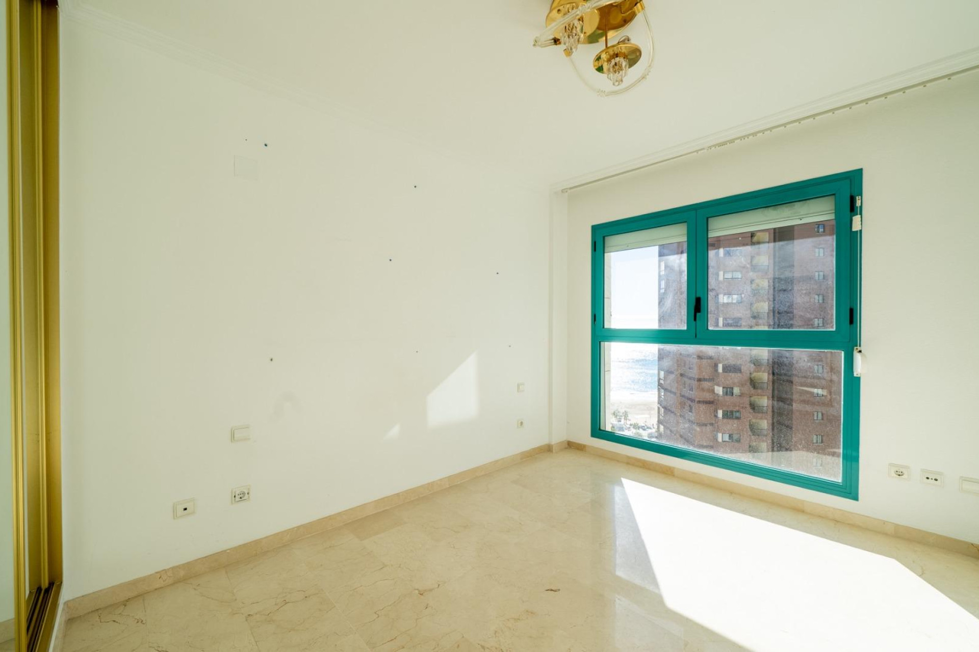 Resale - Apartment  - Villajoyosa - Cala de Villajoyosa
