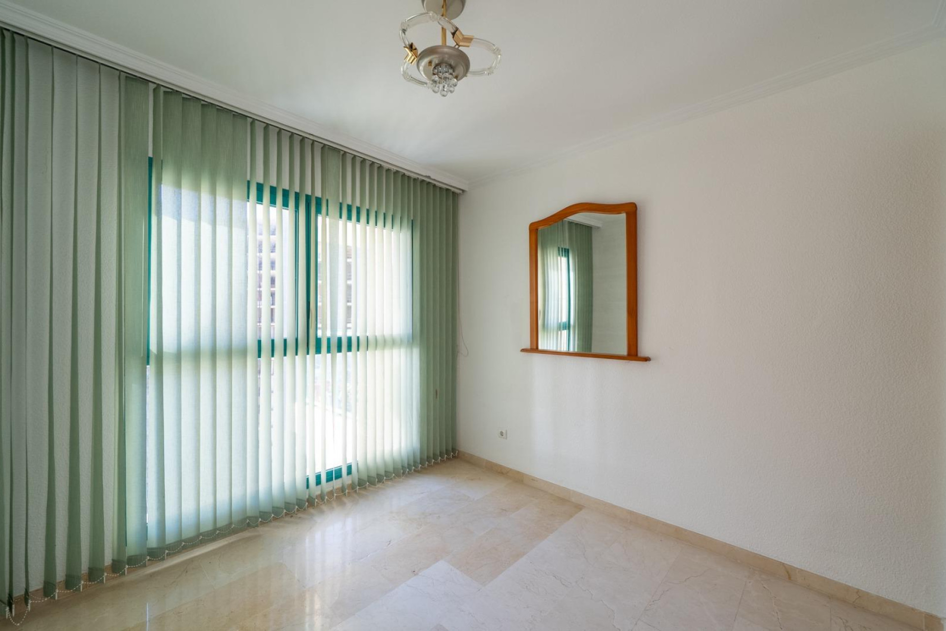 Resale - Apartment  - Villajoyosa - Cala de Villajoyosa