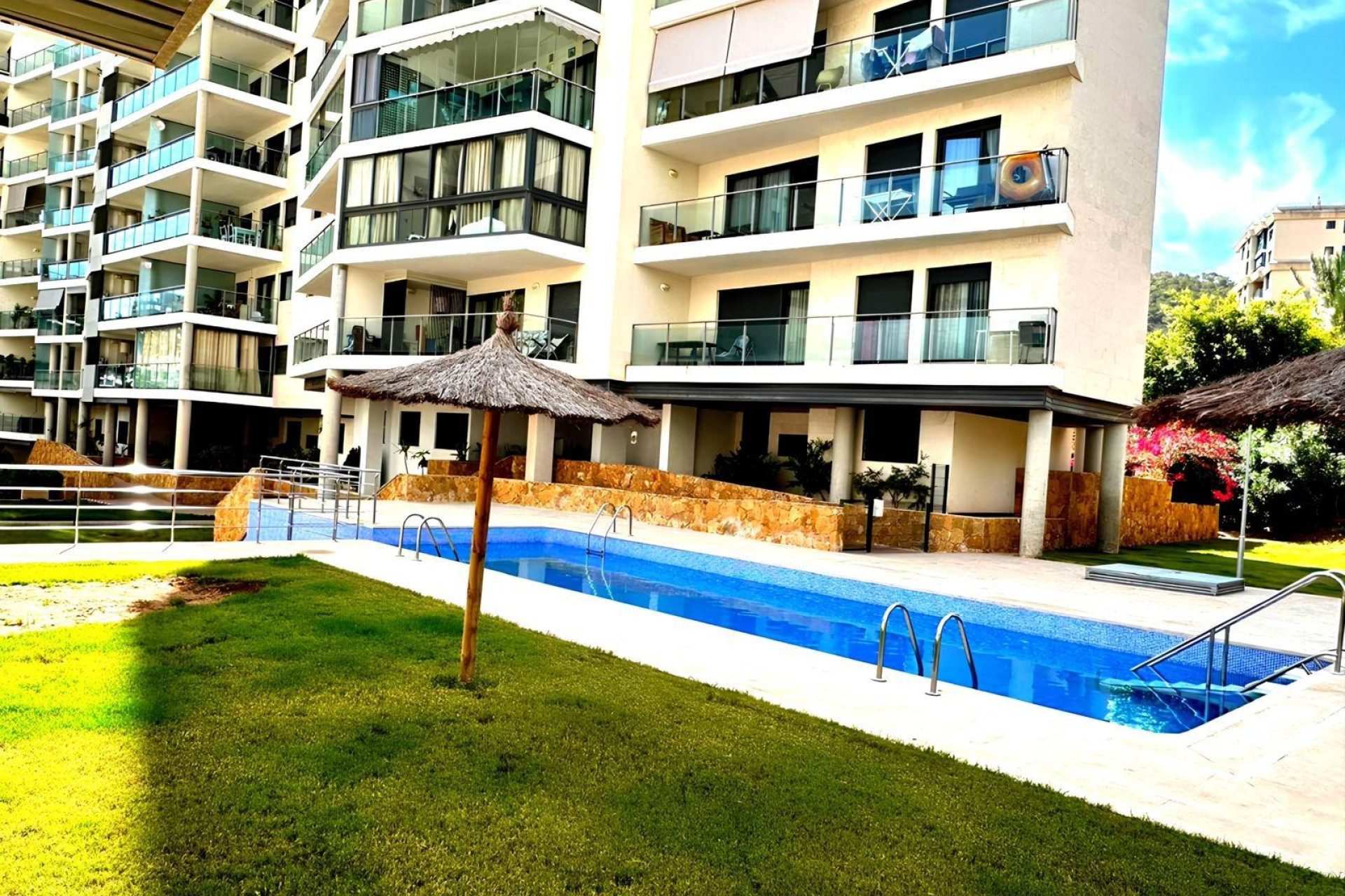 Resale - Apartment  - Villajoyosa - Cala Villajoyosa