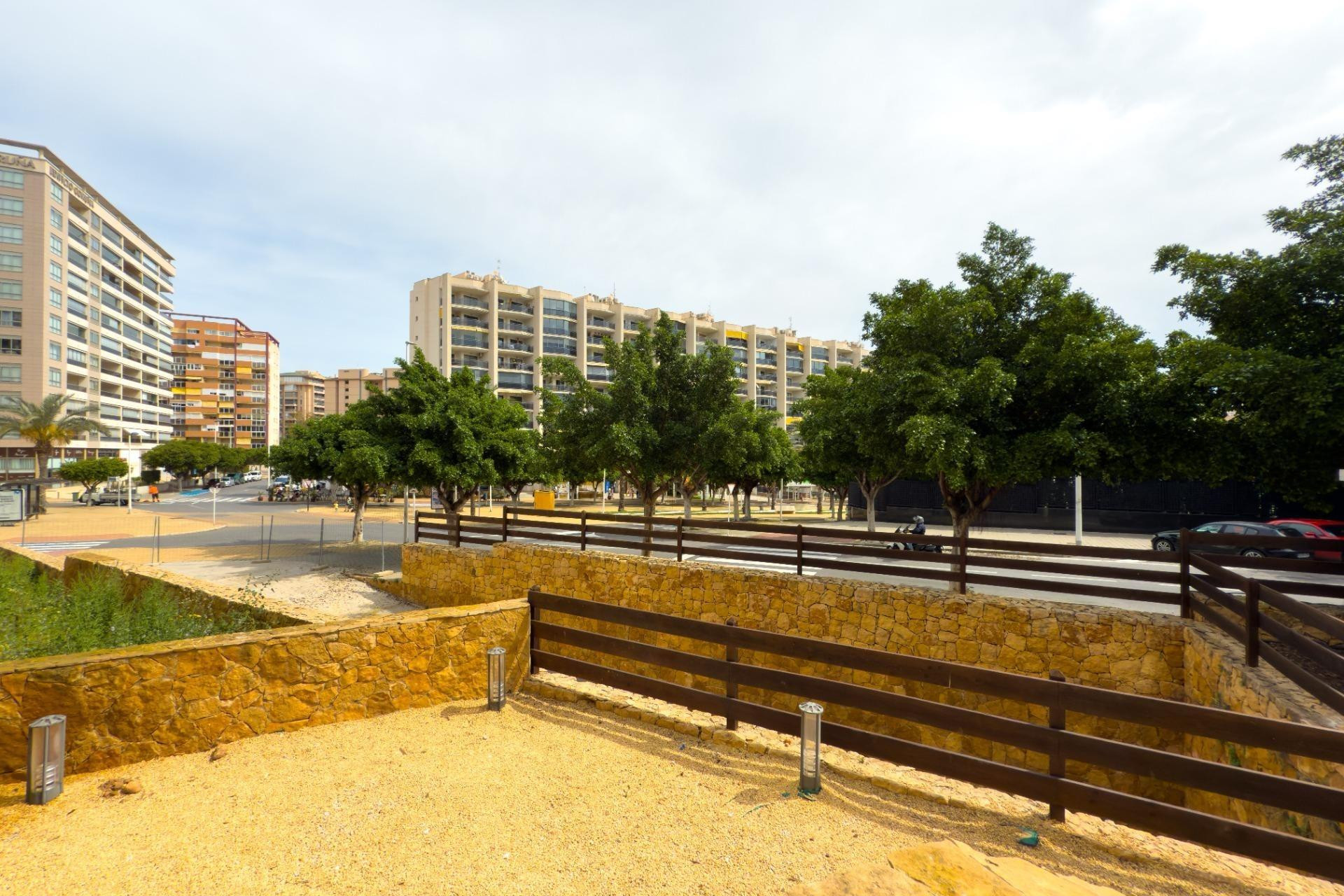 Resale - Apartment  - Villajoyosa - Cala Villajoyosa