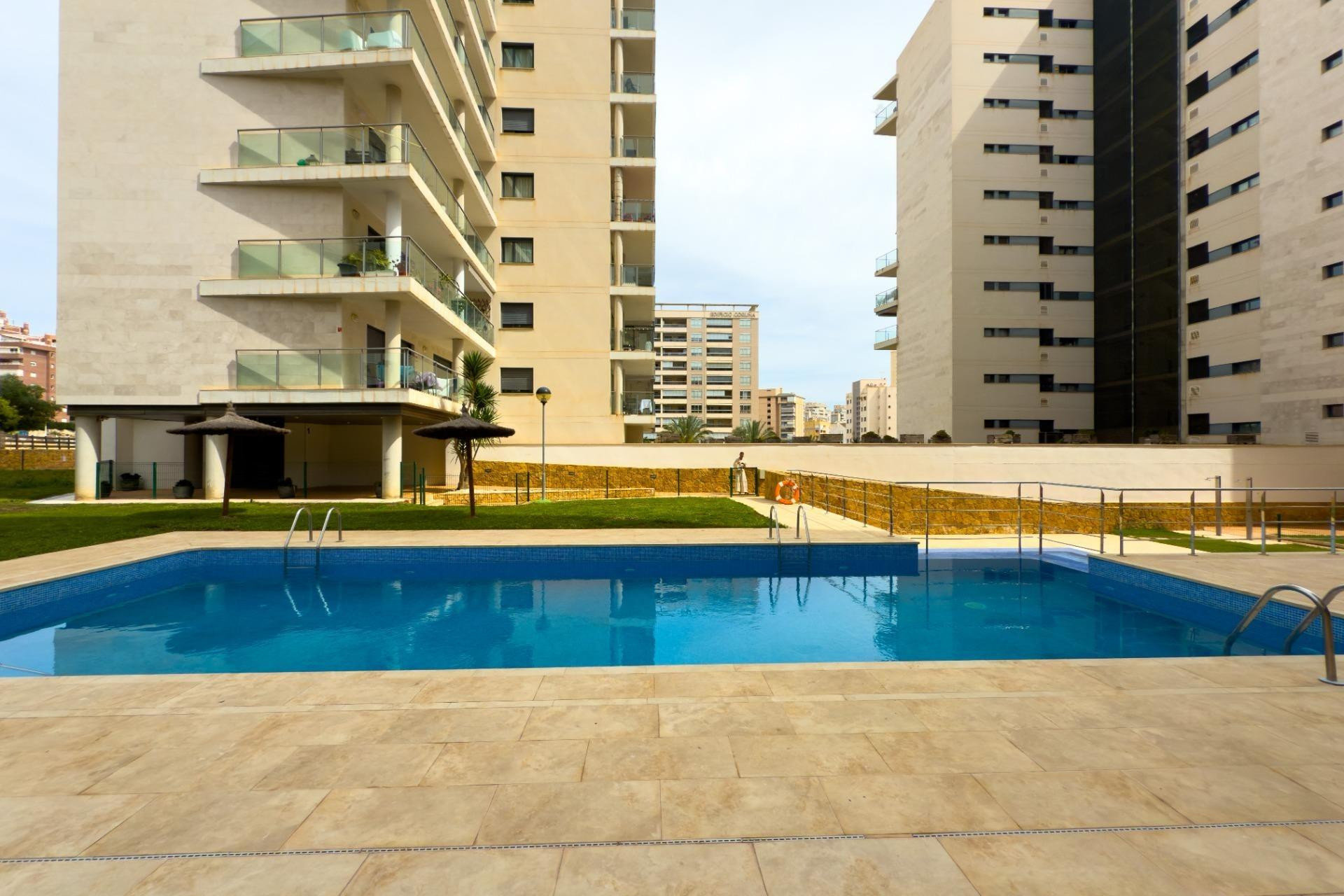 Resale - Apartment  - Villajoyosa - Cala Villajoyosa