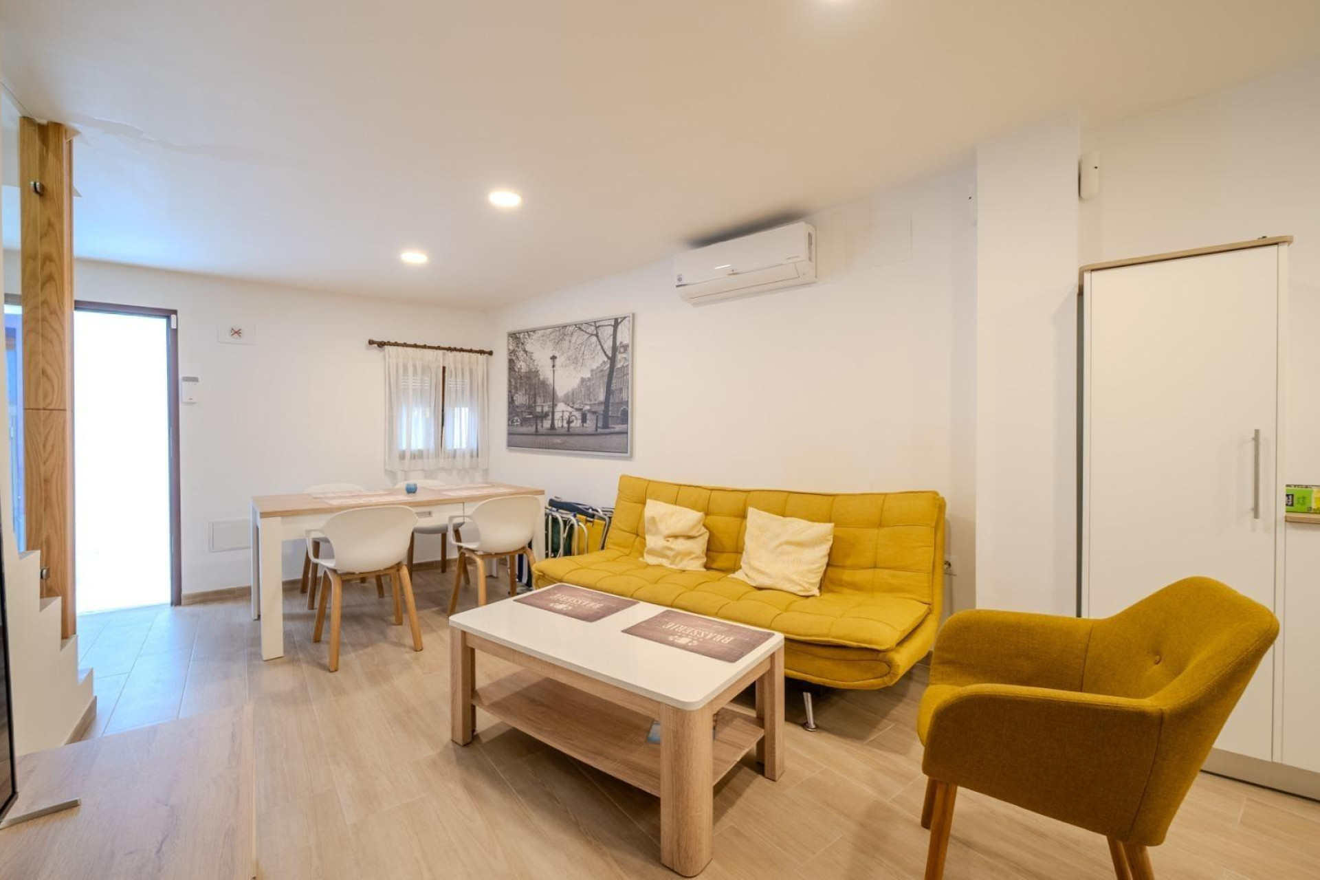 Resale - Apartment  - Villajoyosa - Paseo maritimo