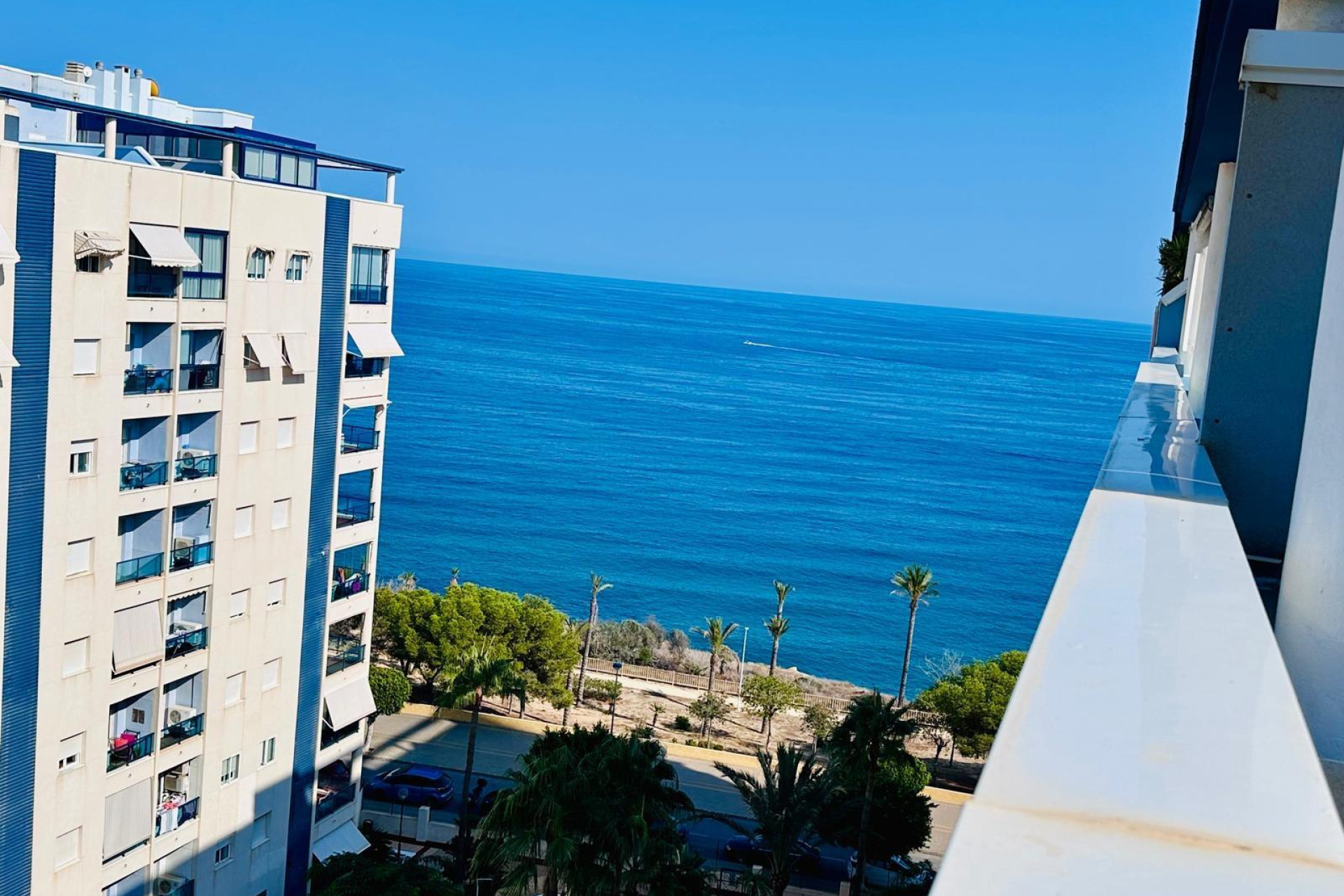 Resale - Apartment  - Villajoyosa - Playas Del Torres