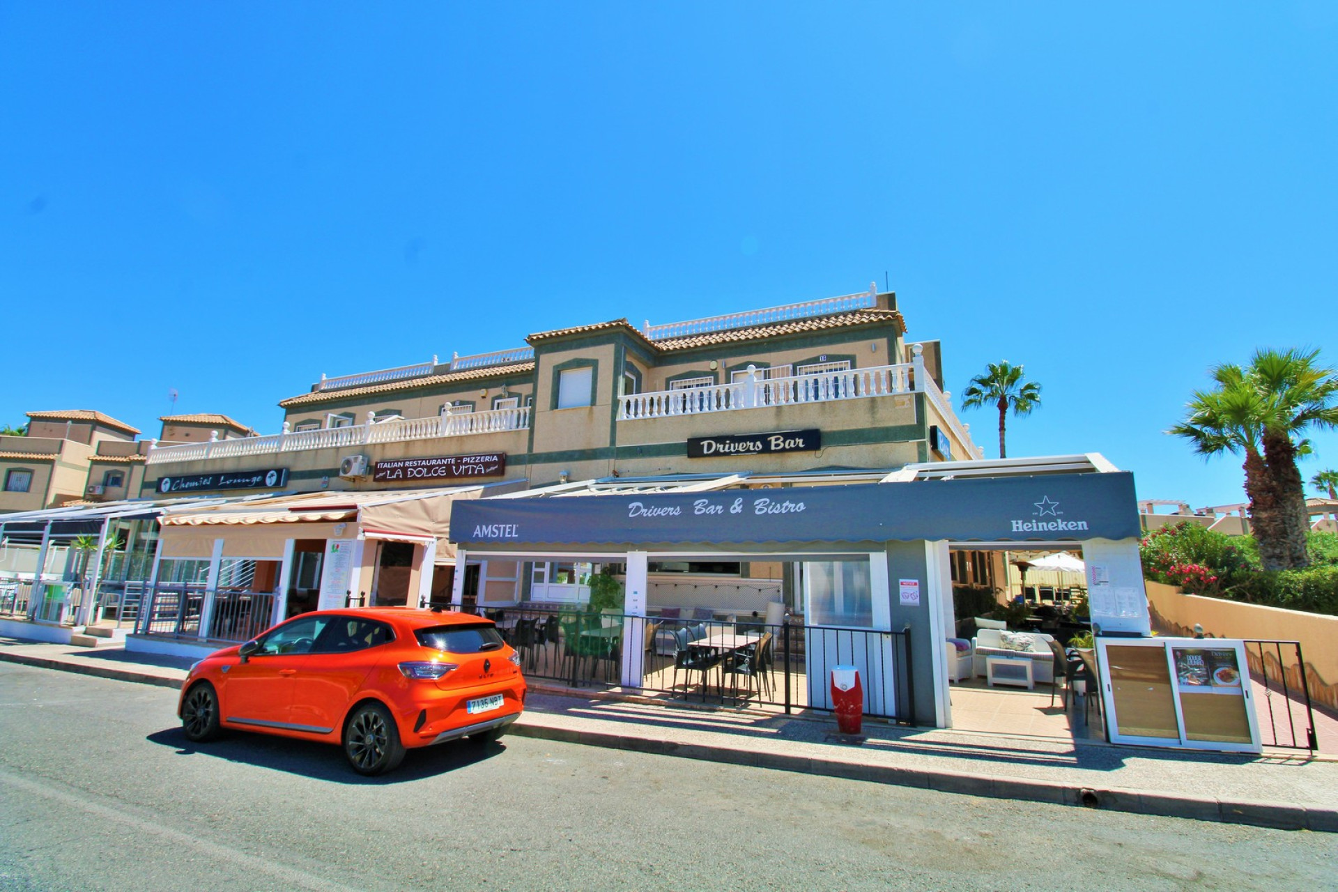 Resale - Apartment  - Villamartin - Las Violetas