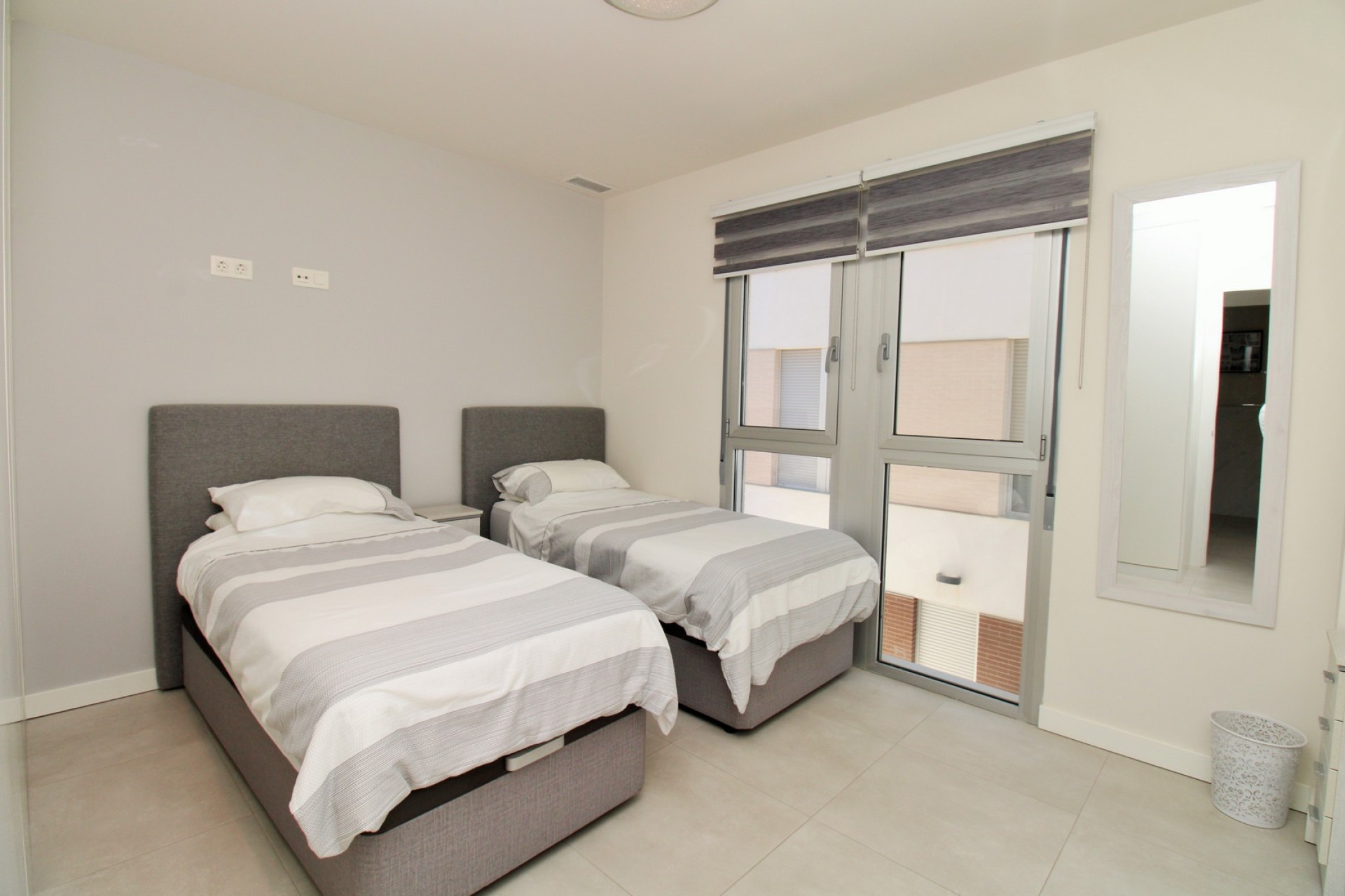 Resale - Apartment  - Villamartin - Los Dolses
