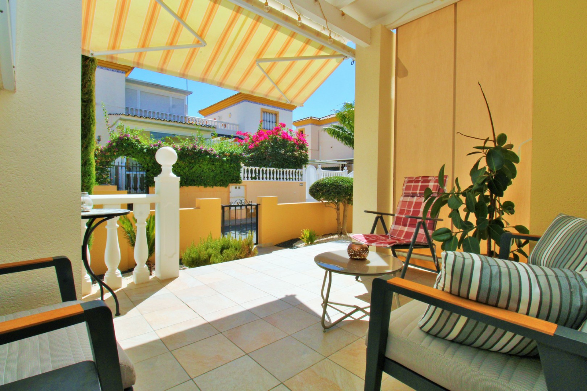 Resale - Apartment  - Villamartin - Los Dolses