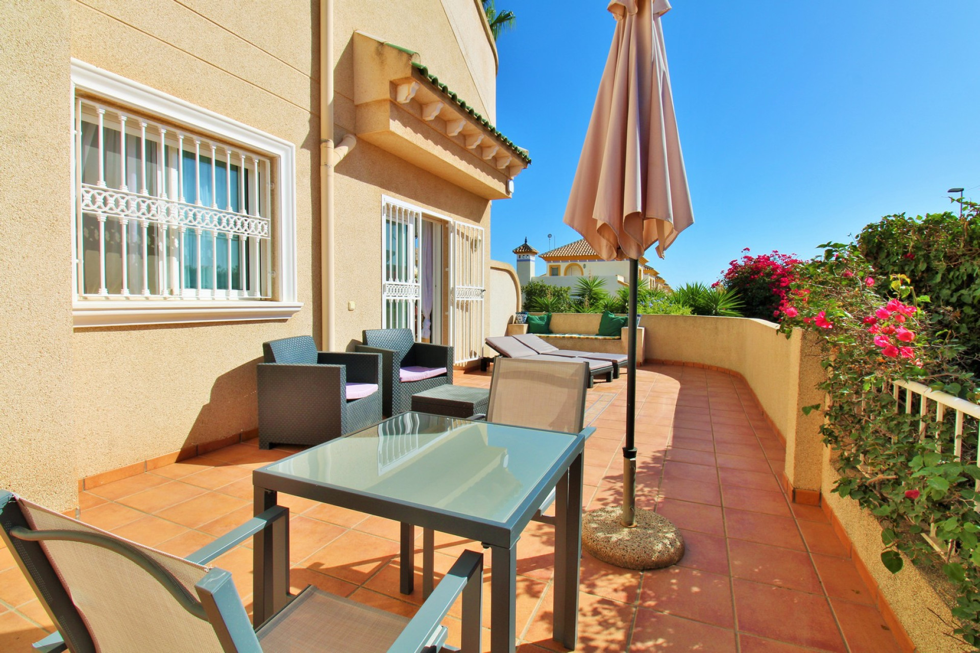Resale - Apartment  - Villamartin - PAU 8