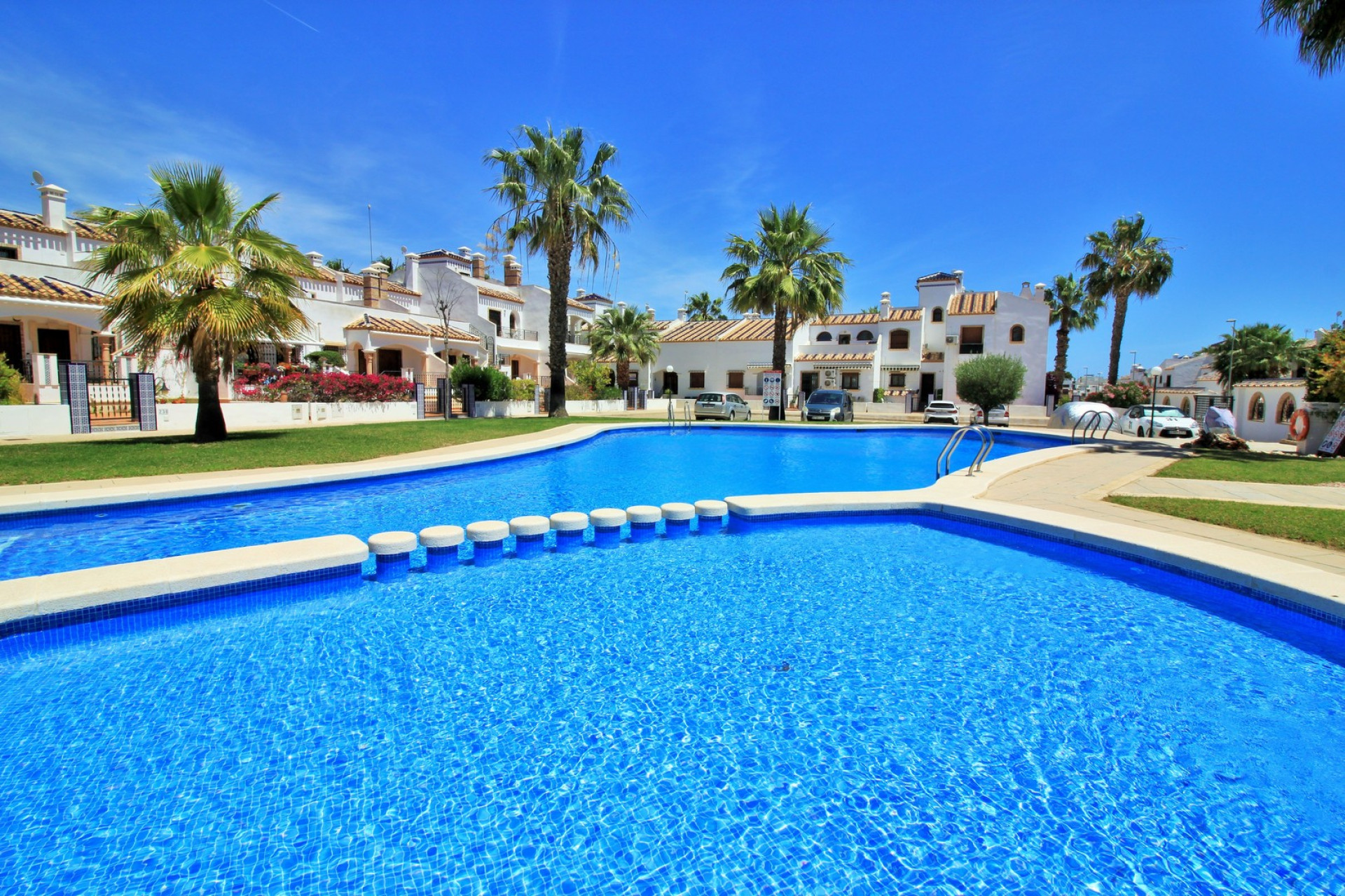Resale - Apartment  - Villamartin - PAU 8