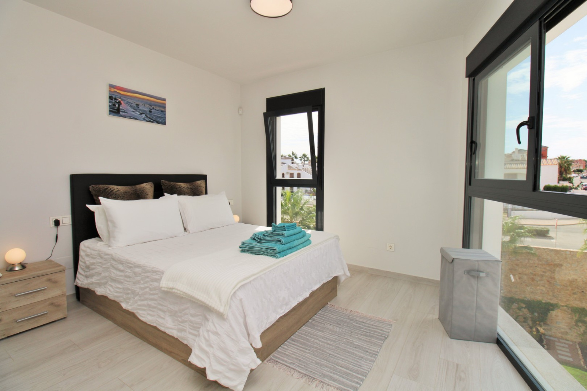 Resale - Apartment  - Villamartin - PAU 8