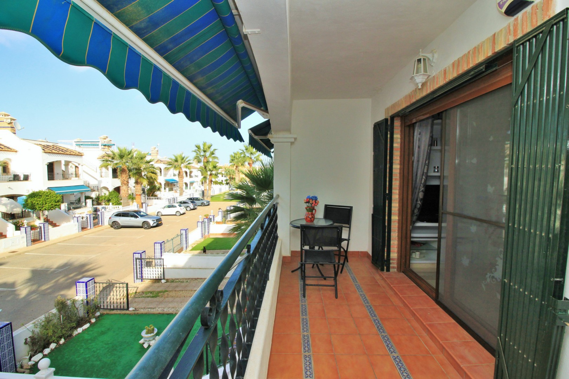 Resale - Apartment  - Villamartin - PAU 8