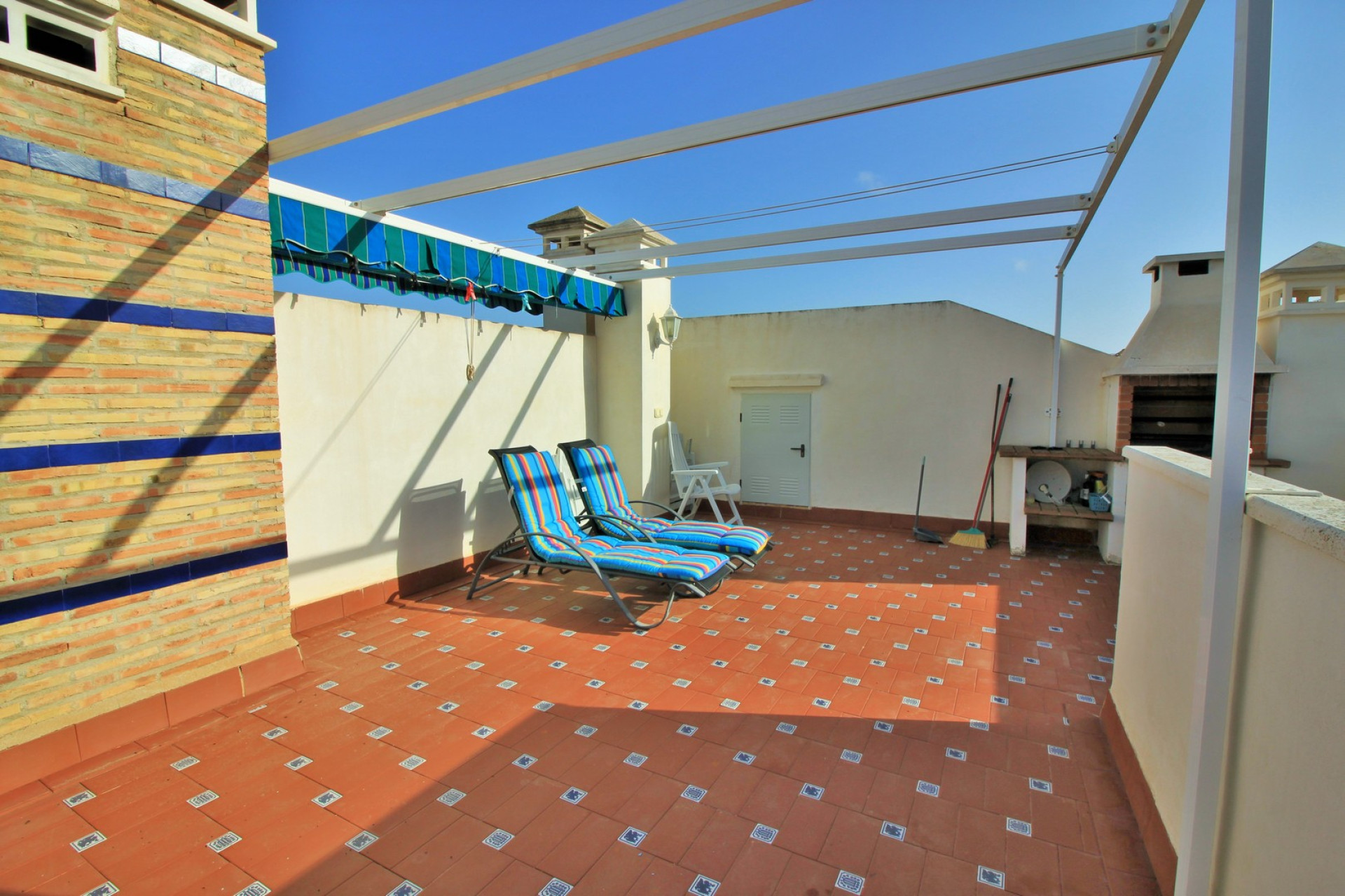 Resale - Apartment  - Villamartin - PAU 8