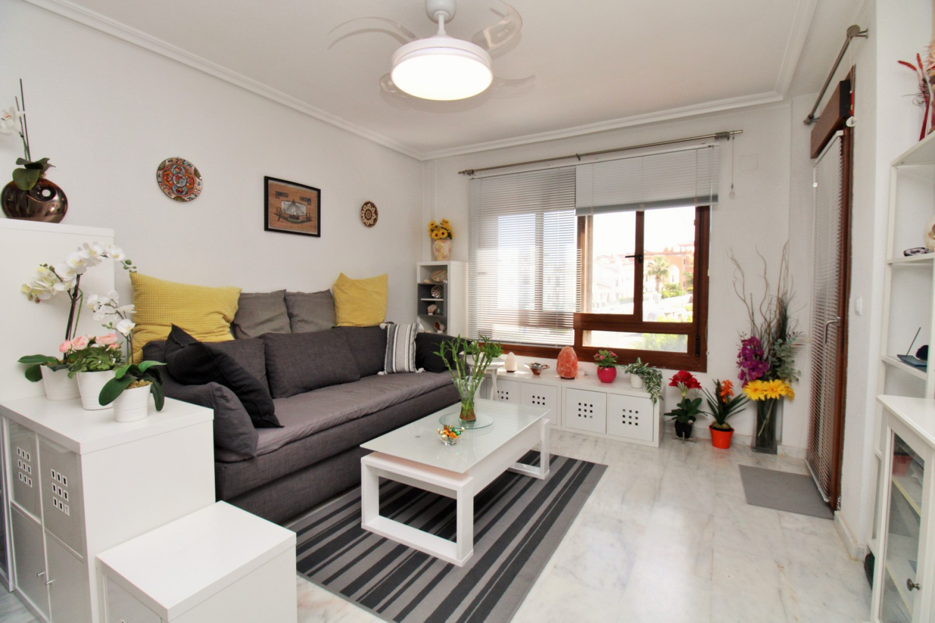 Resale - Apartment  - Villamartin - PAU 8