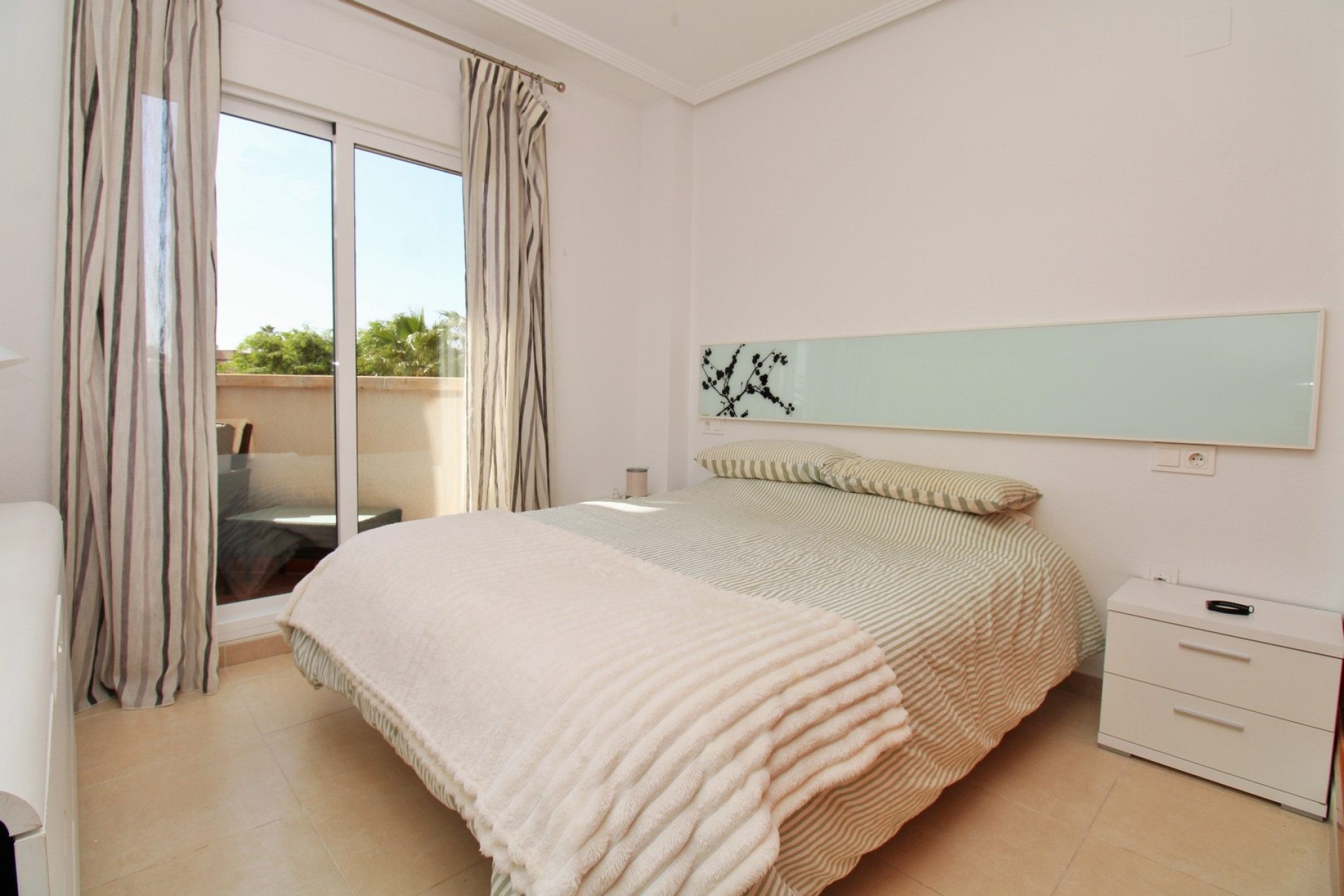 Resale - Apartment  - Villamartin