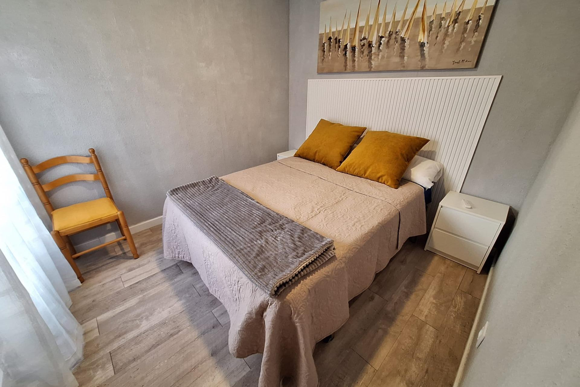 Resale - Ático Dúplex - Torrevieja - Centro