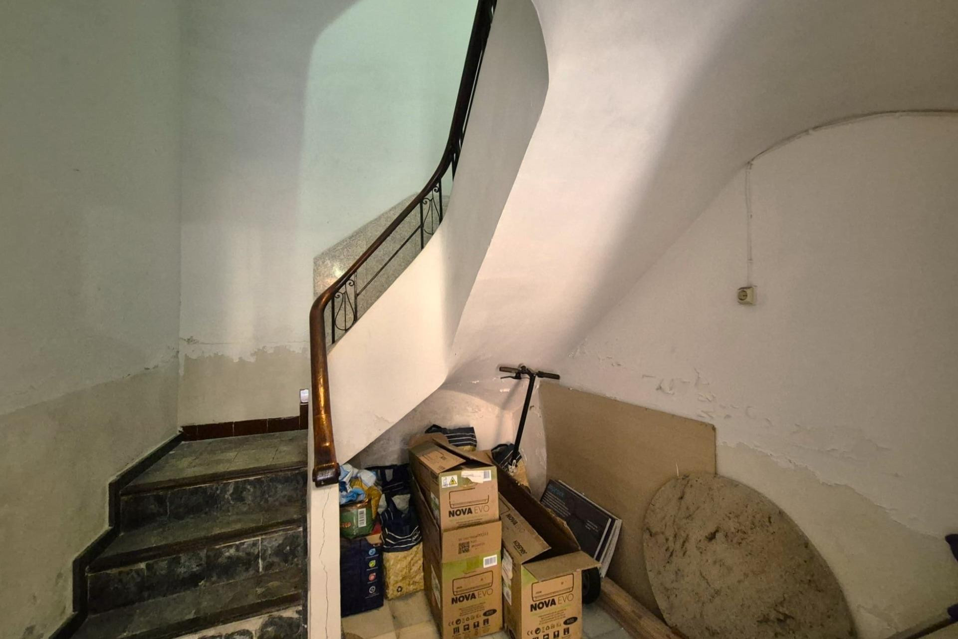 Resale - Building - Alicante - Carolinas Bajas