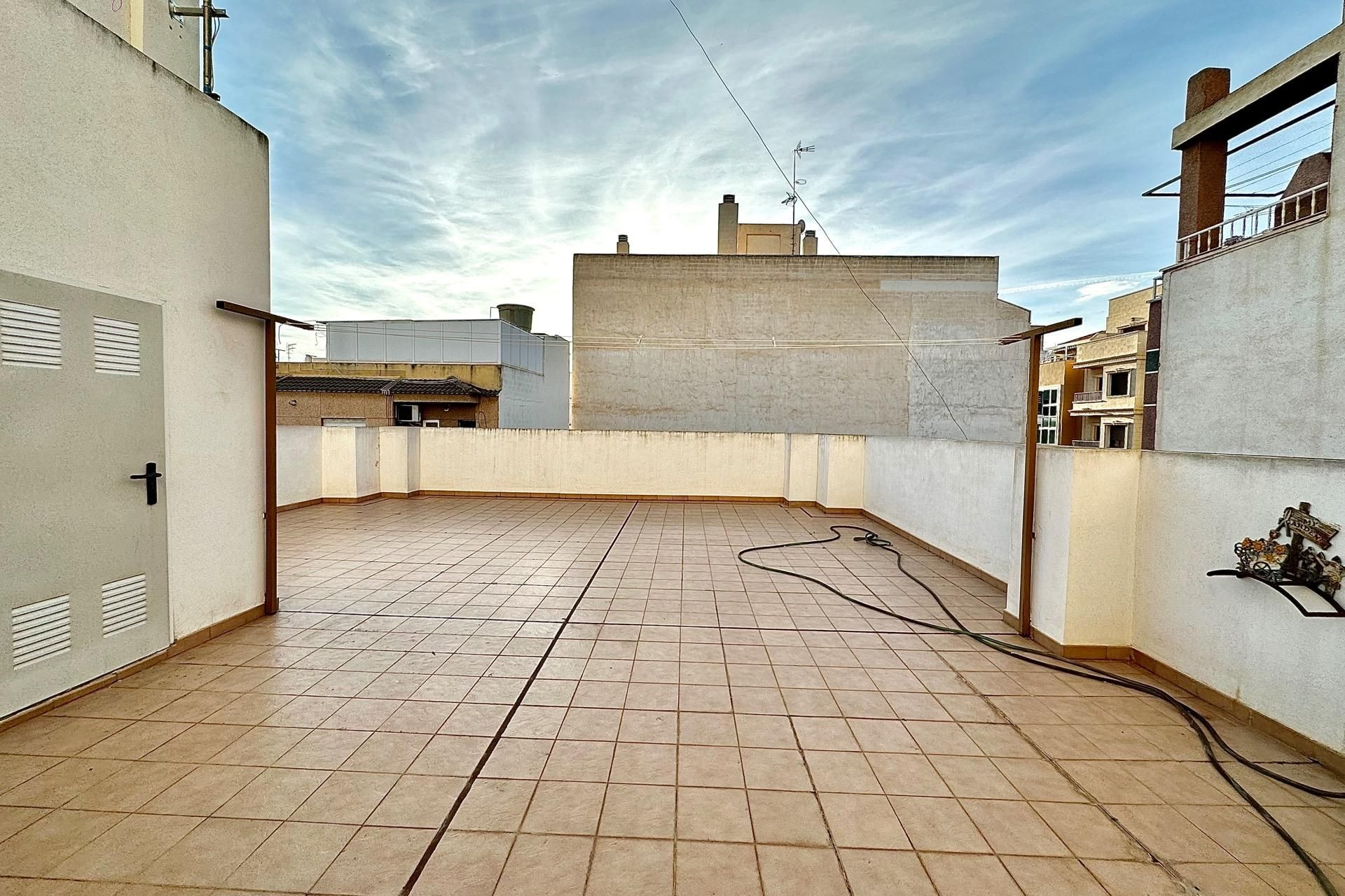 Resale - Building - Torrevieja - Paseo maritimo