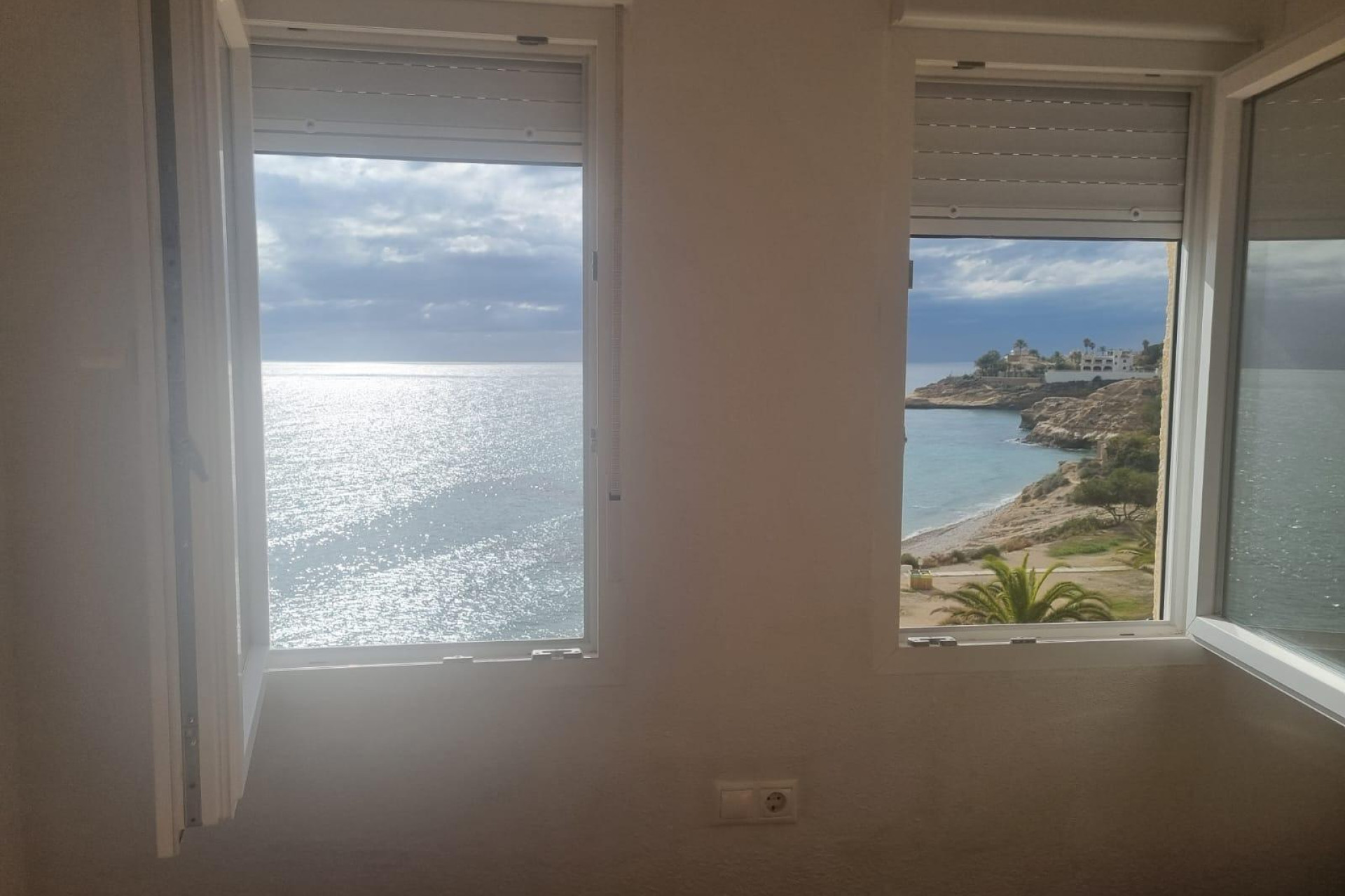 Resale - Bungalow - El Campello - 1a linea