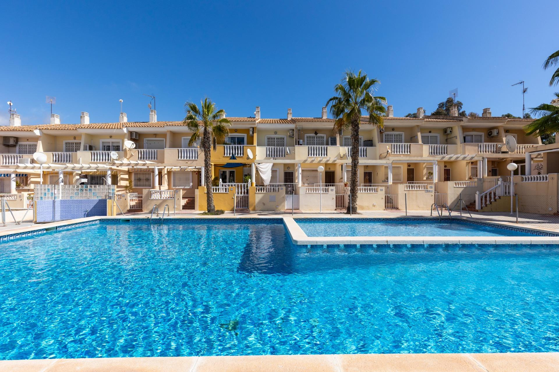 Resale - Bungalow - Guardamar del Segura - Urbanizaciones