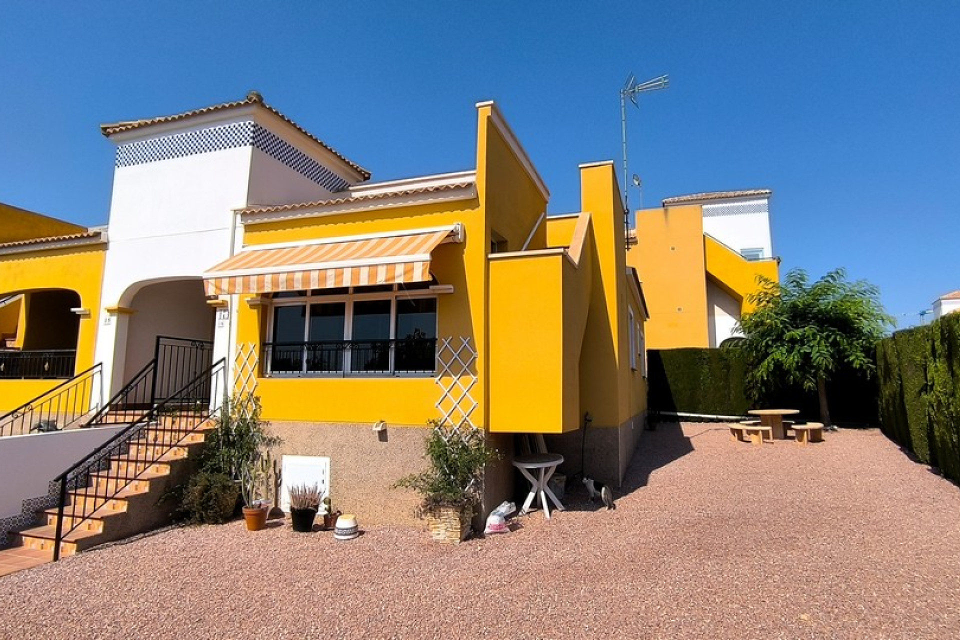 Resale - Bungalow - Los Montesinos - La Herrada