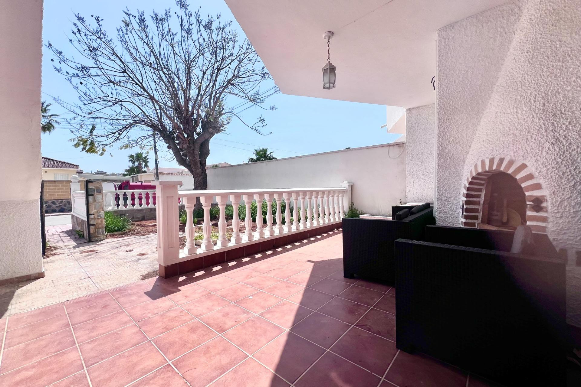 Resale - Bungalow - Orihuela Costa - La Regia