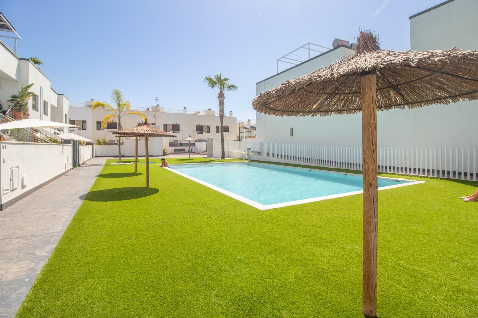 Resale - Bungalow - Pilar de la Horadada - Torre de la Horadada