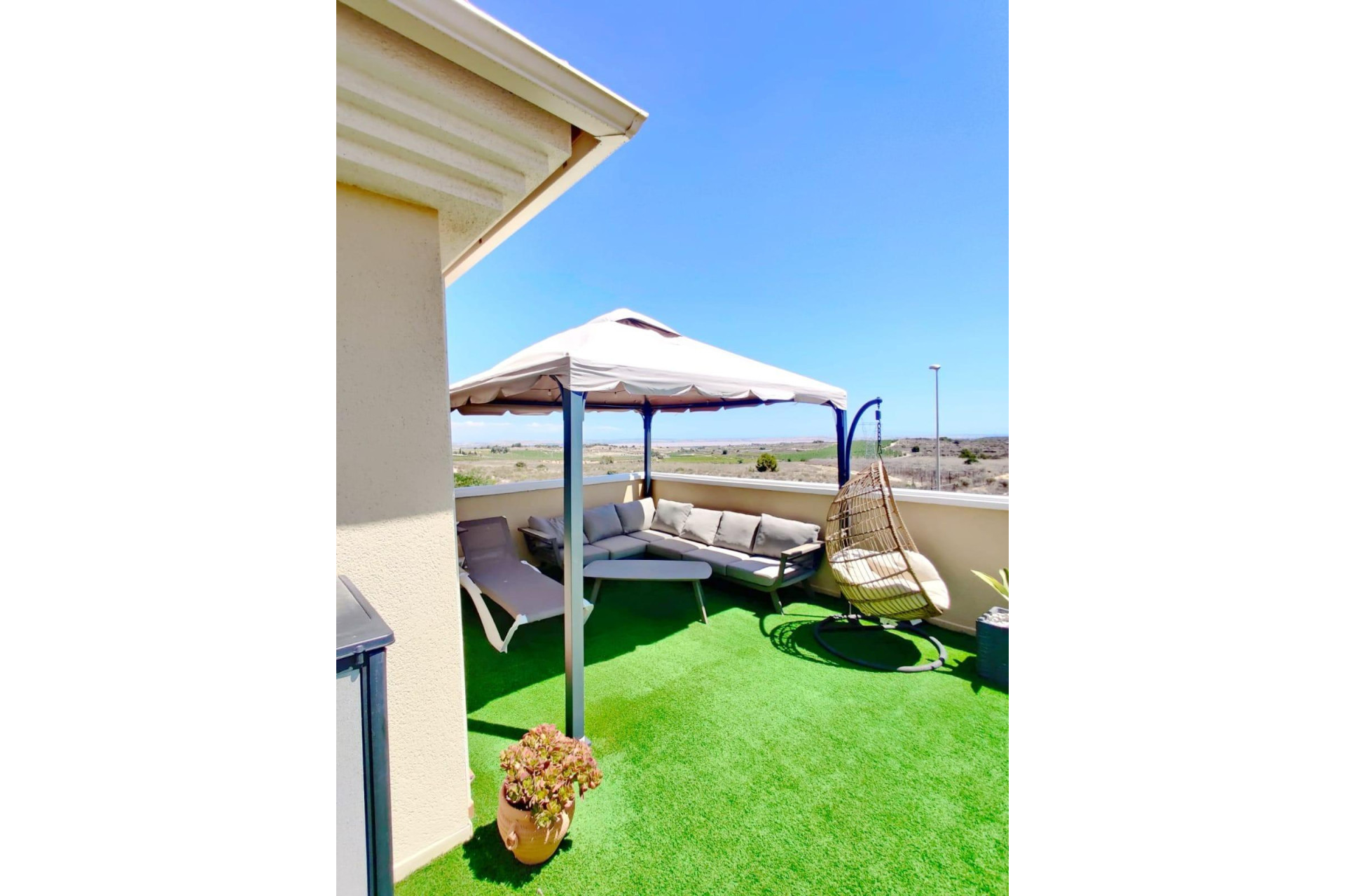 Resale - Bungalow - San Miguel de Salinas - Residencial los flamencos