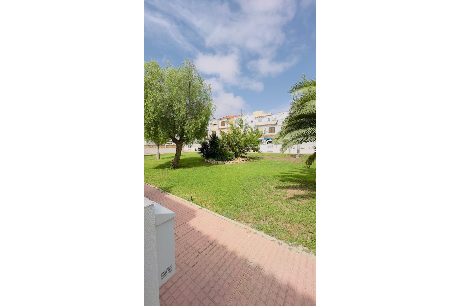 Resale - Bungalow - Torrevieja - Calas blanca