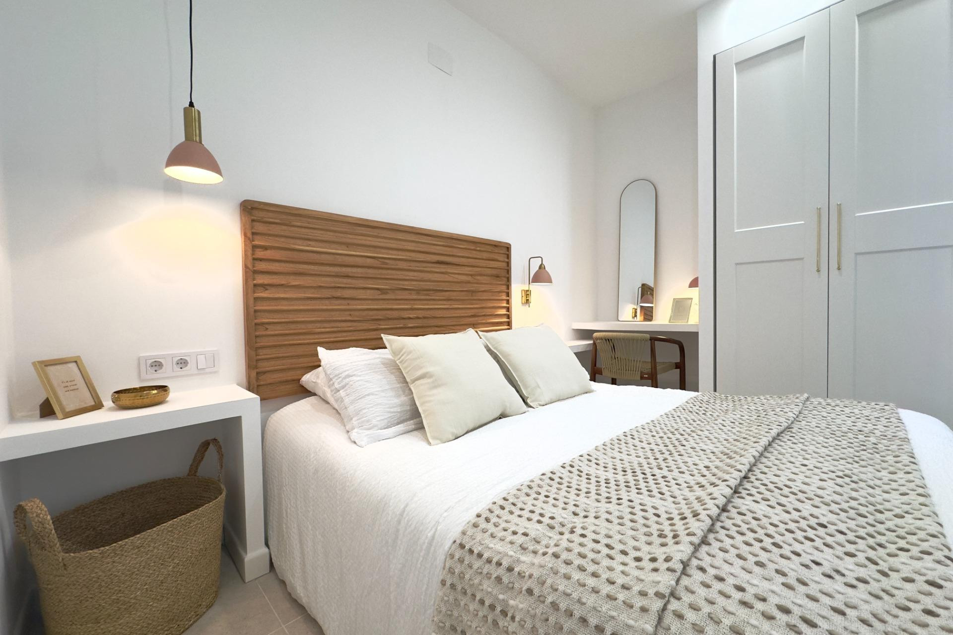 Resale - Bungalow - Torrevieja - La Siesta - El Salado - Torreta