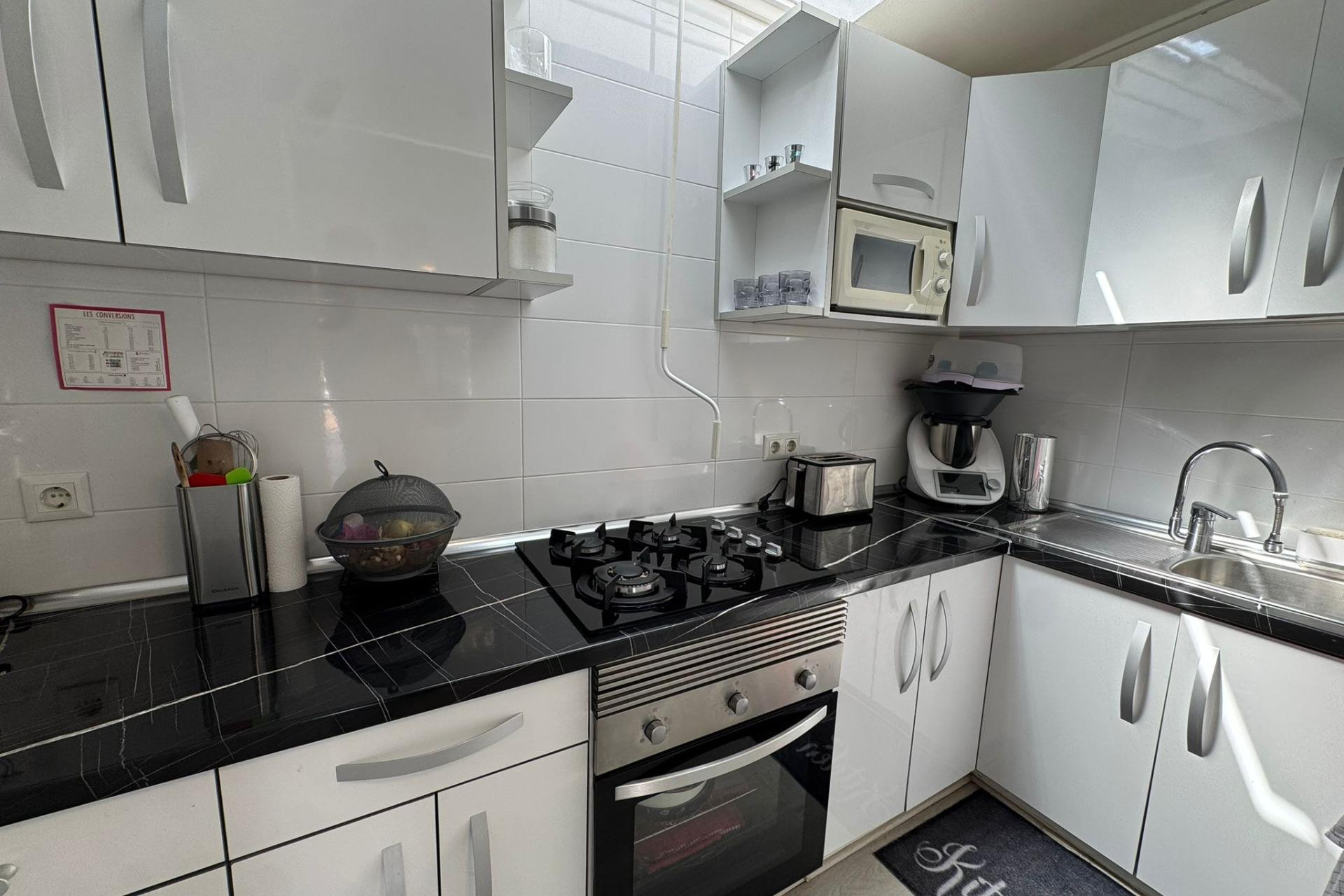 Resale - Bungalow - Torrevieja - La Siesta - El Salado - Torreta