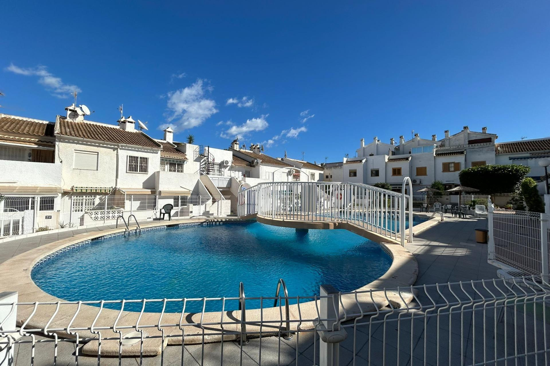 Resale - Bungalow - Torrevieja - La Siesta - El Salado - Torreta