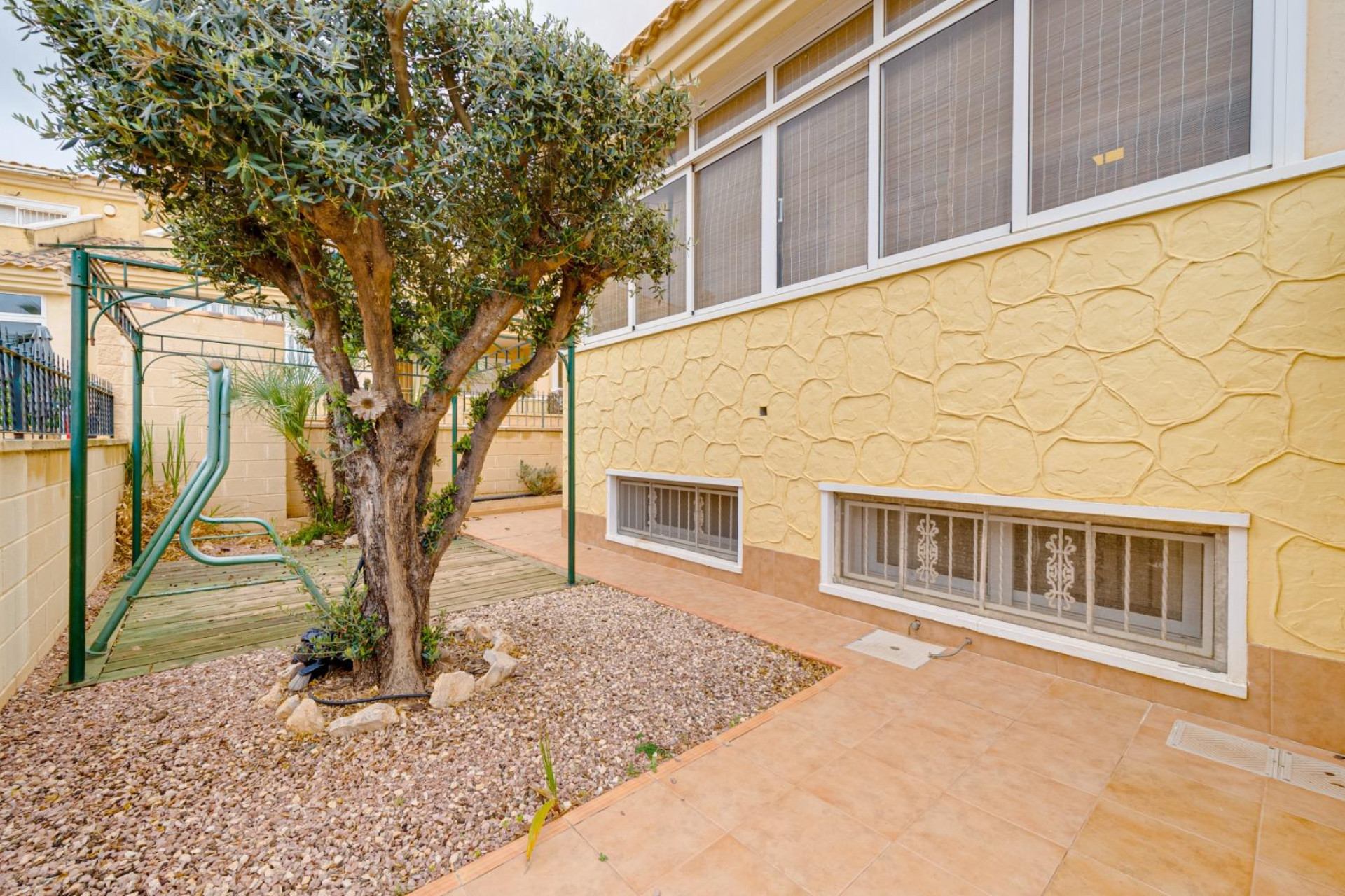 Resale - Bungalow - Torrevieja - Los altos