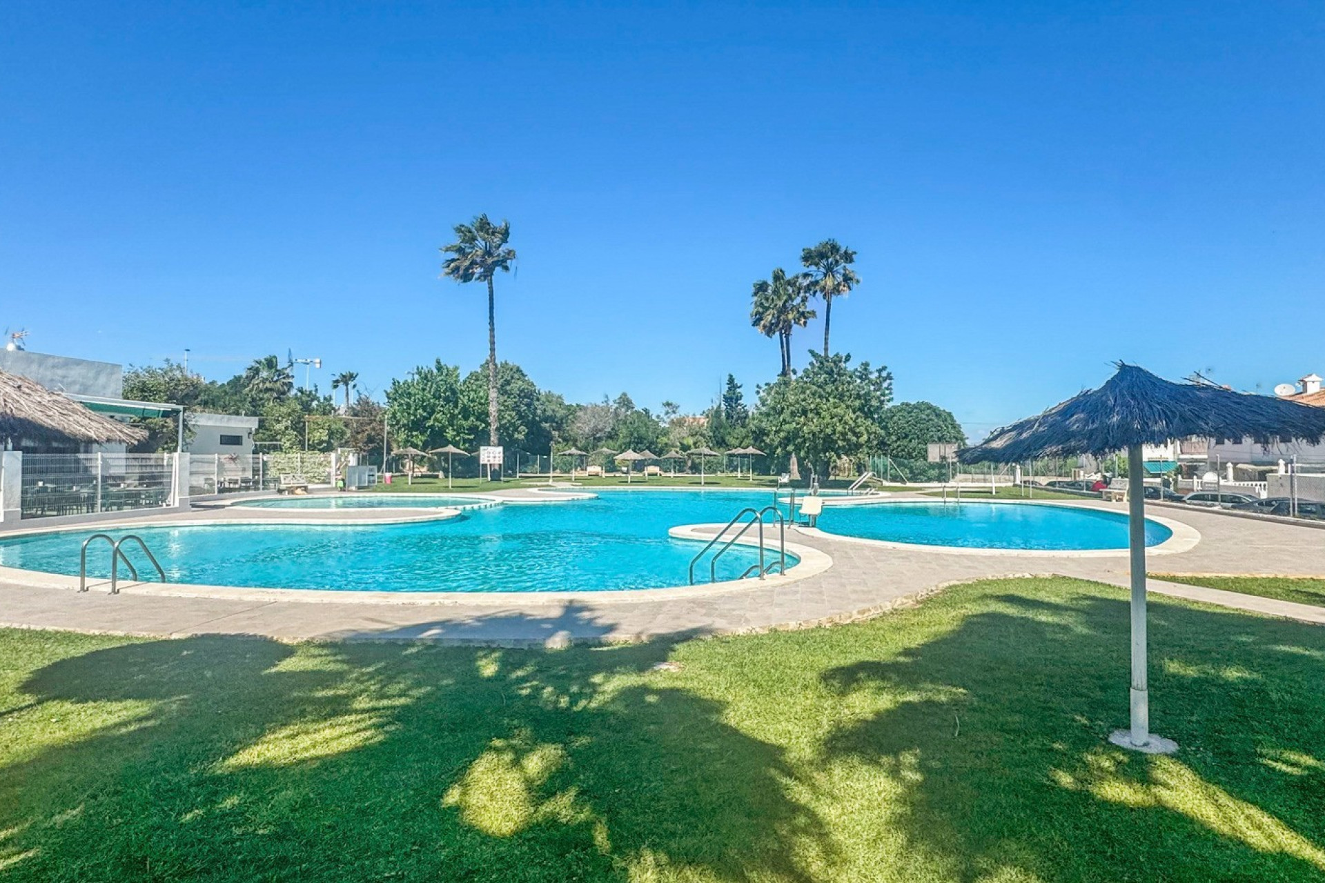 Resale - Bungalow - Torrevieja - Los Balcones - Los Altos del Edén