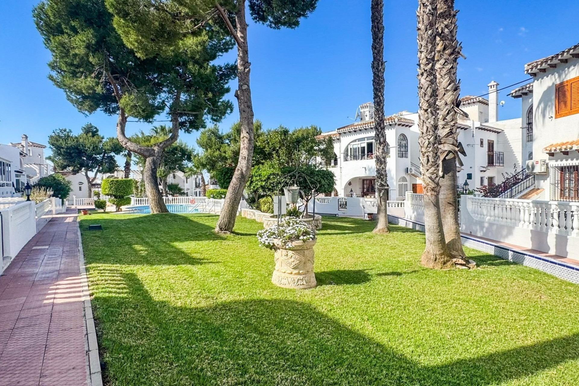 Resale - Bungalow - Torrevieja - Torreblanca