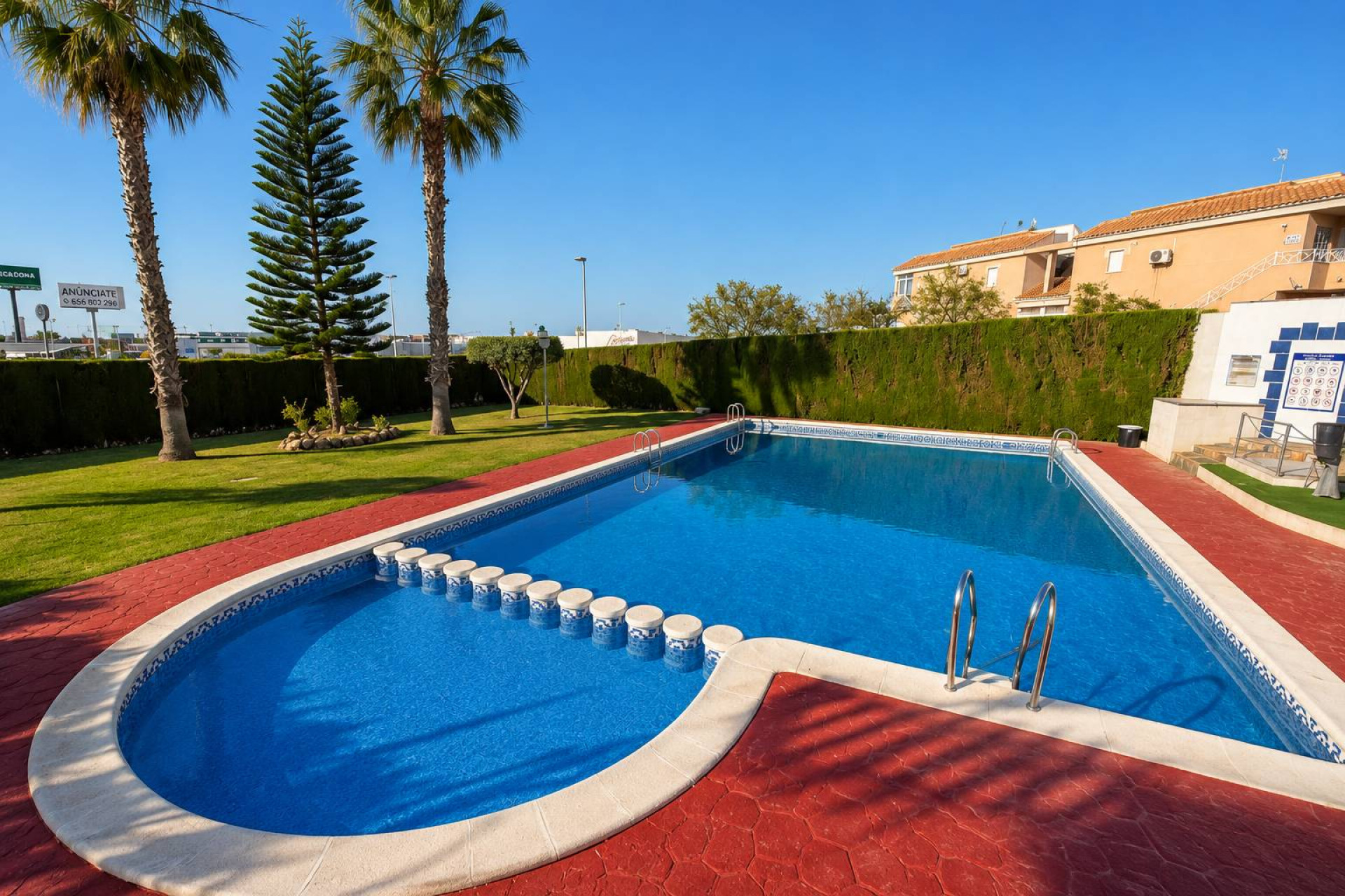 Resale - Bungalow - Torrevieja