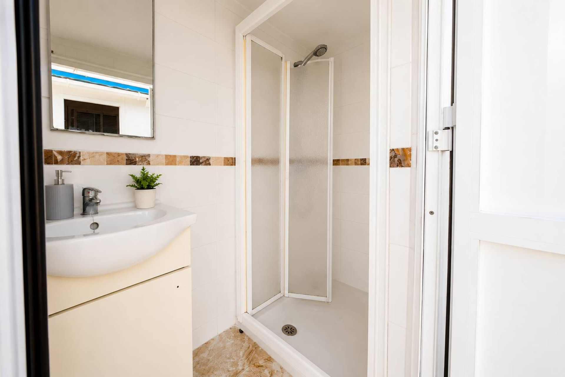 Resale - Bungalow - Torrevieja