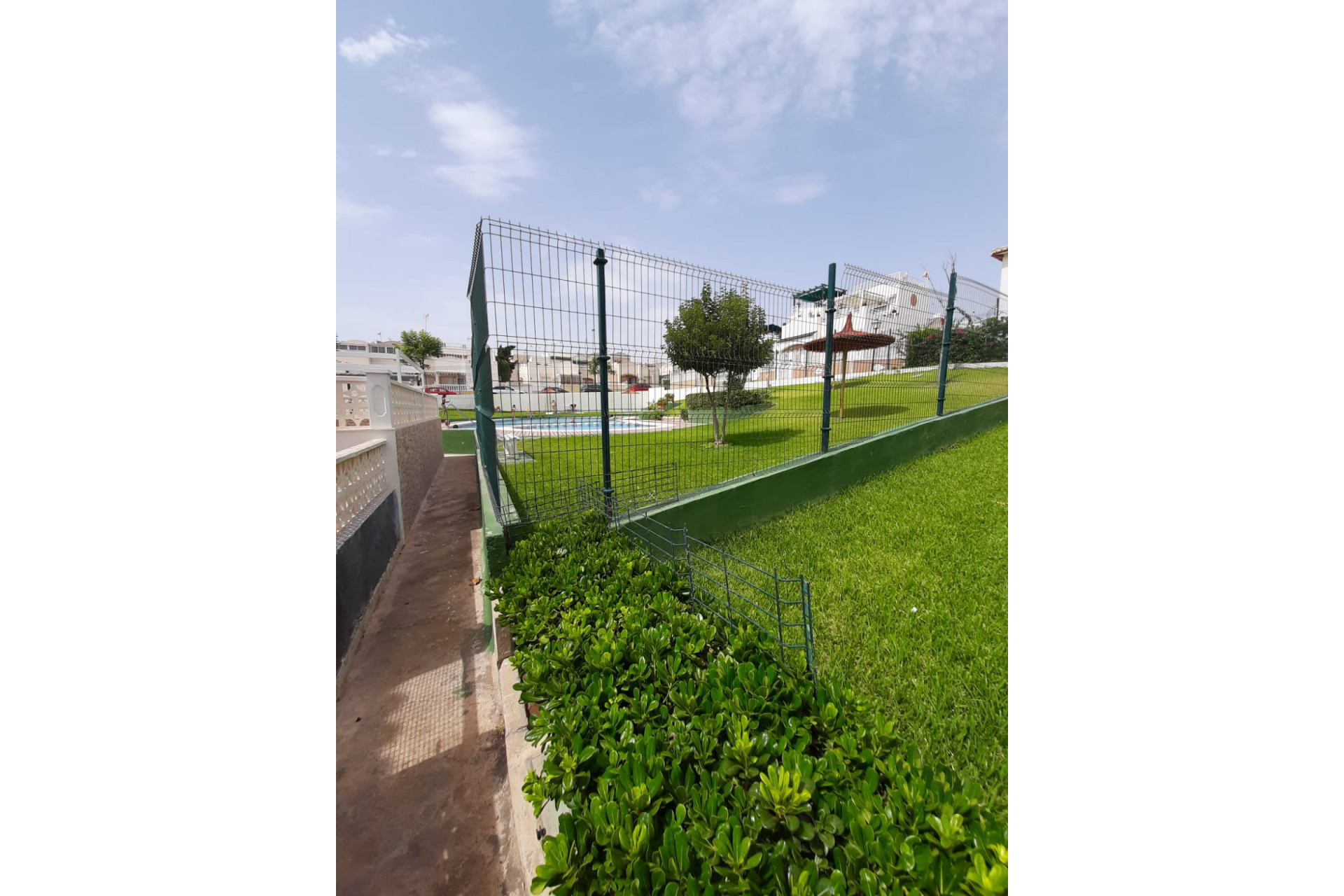 Resale - Bungalow - Torrevieja