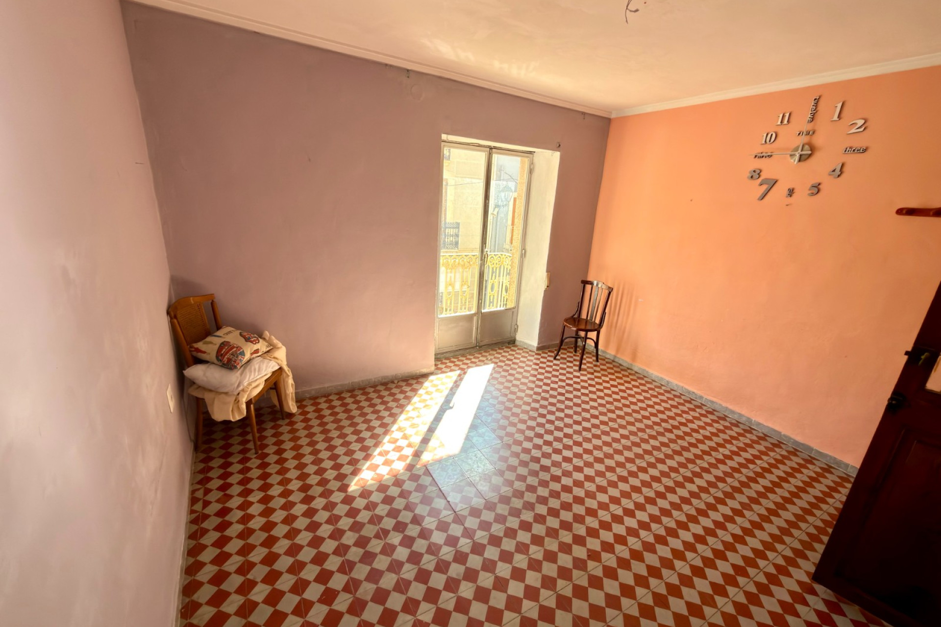 Resale - Casa de Pueblo - Vergel