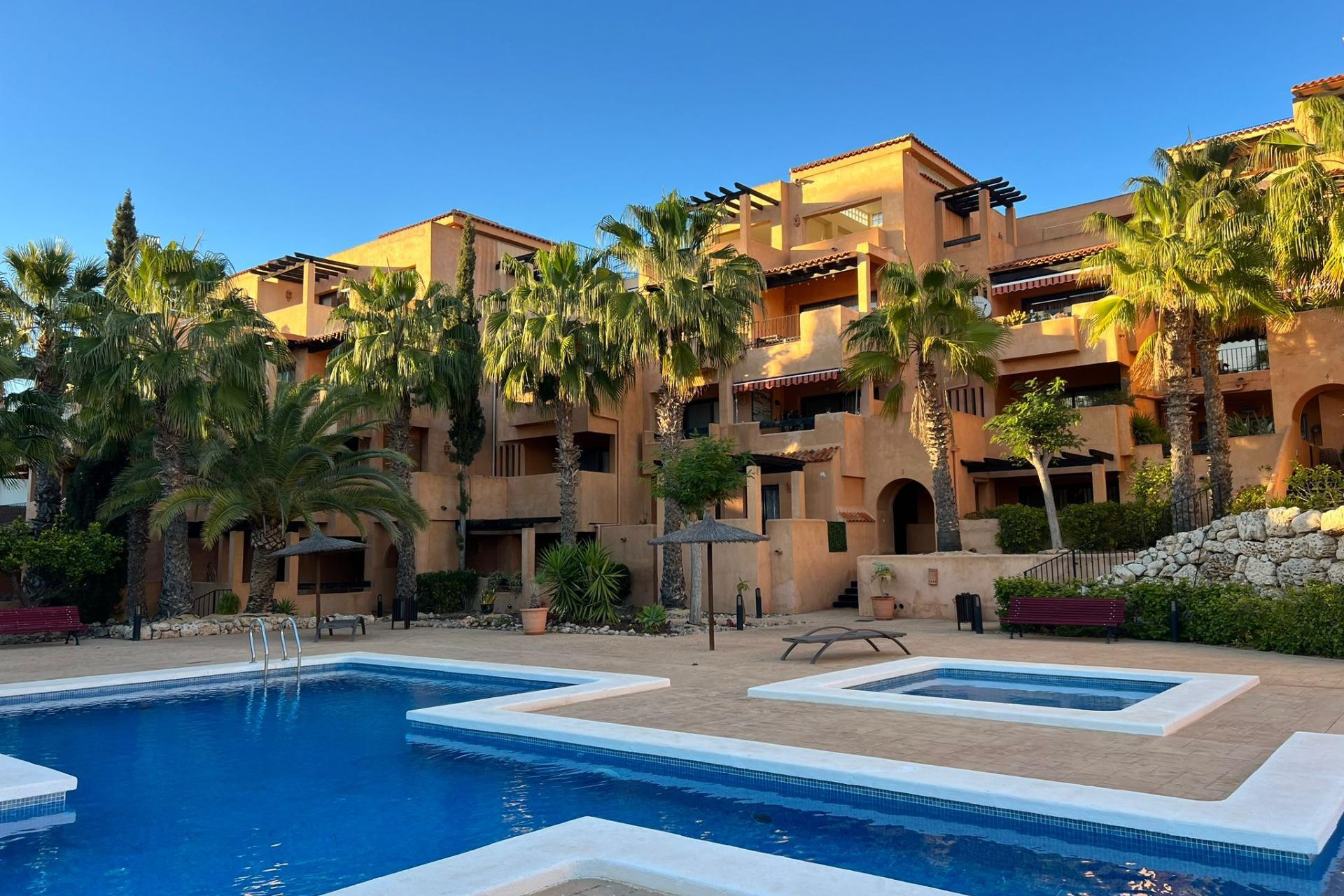 Resale - Casa Tipo Dúplex - Orihuela Costa - Villamartín