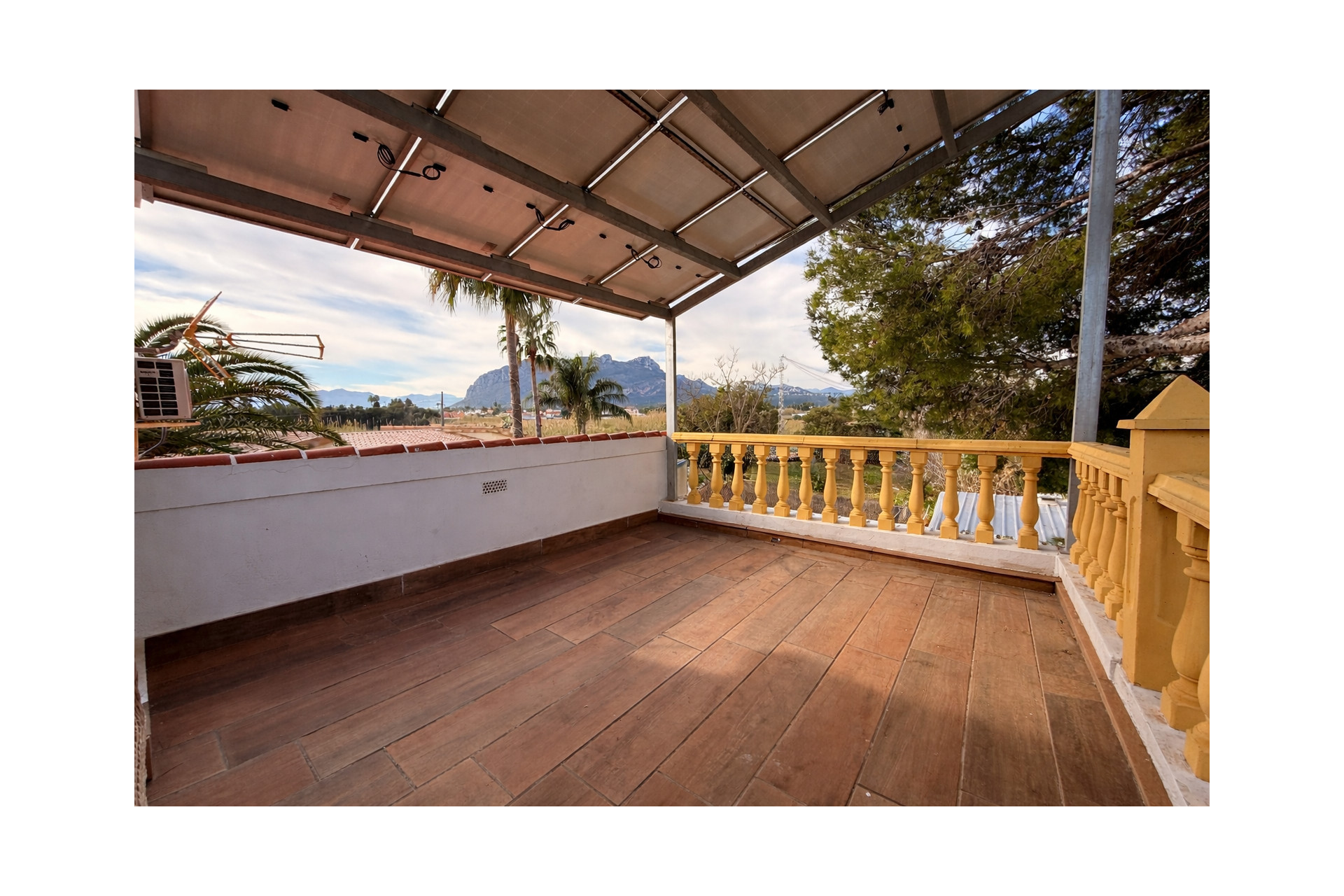 Resale - Chalet Independiente - Denia - Les Marines - Las Marinas