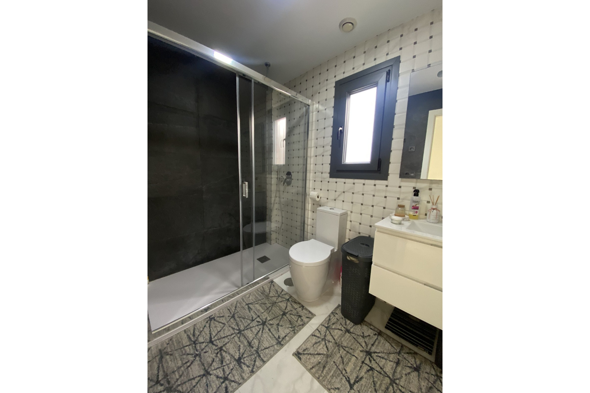 Resale - Chalet Independiente - Finestrat - Finestrat Urbanizaciones