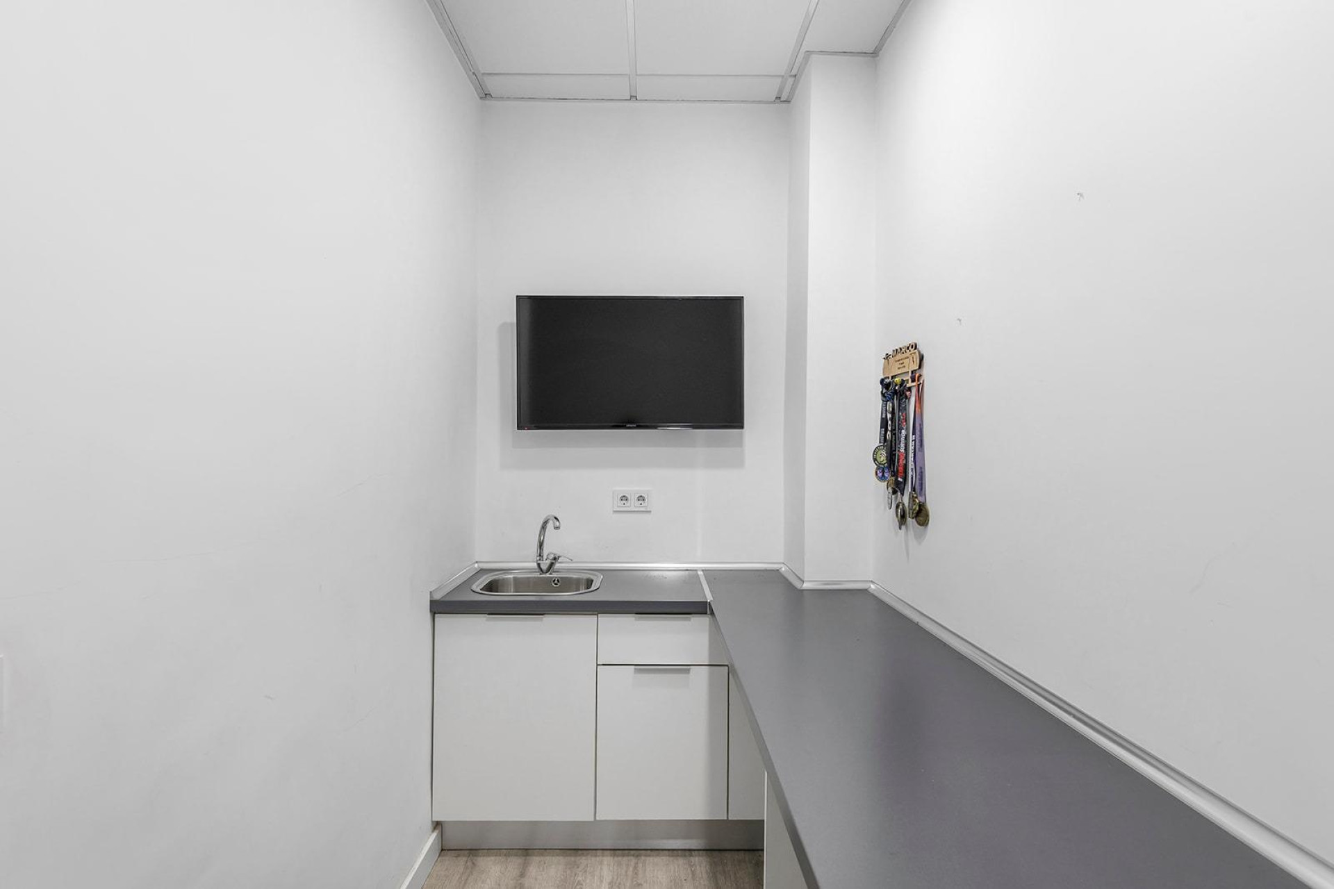 Resale - Commercial for sale - Torrevieja - La Mata pueblo