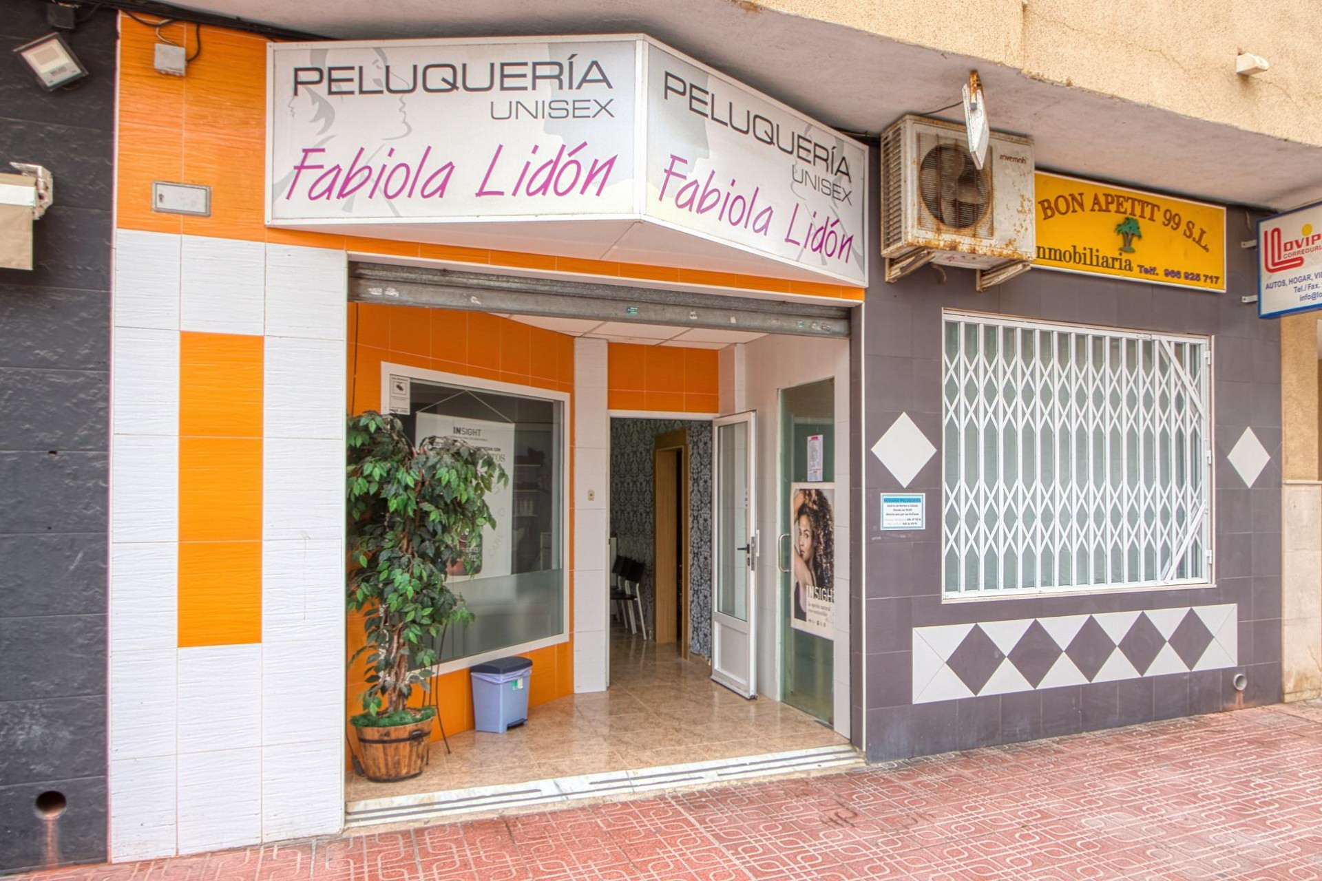 Resale - Commercial for sale - Torrevieja - La Mata