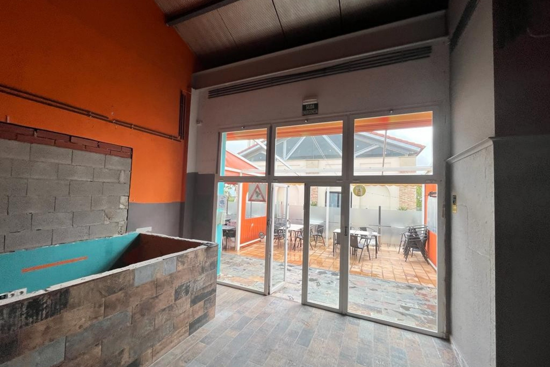 Resale - Commercial Unit - Algorfa - La Finca Golf Resort