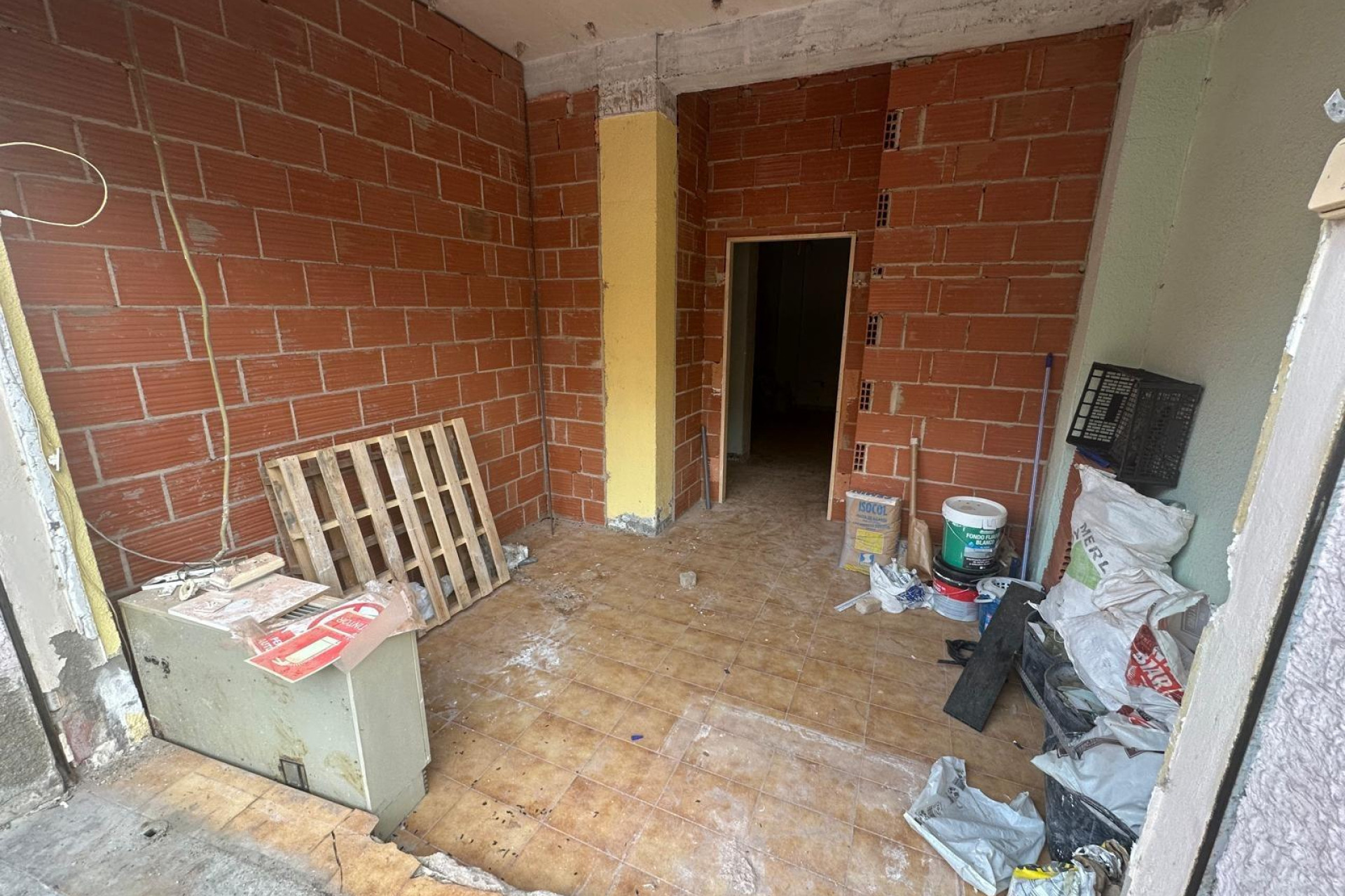 Resale - Commercial Unit - Alicante - Altozano