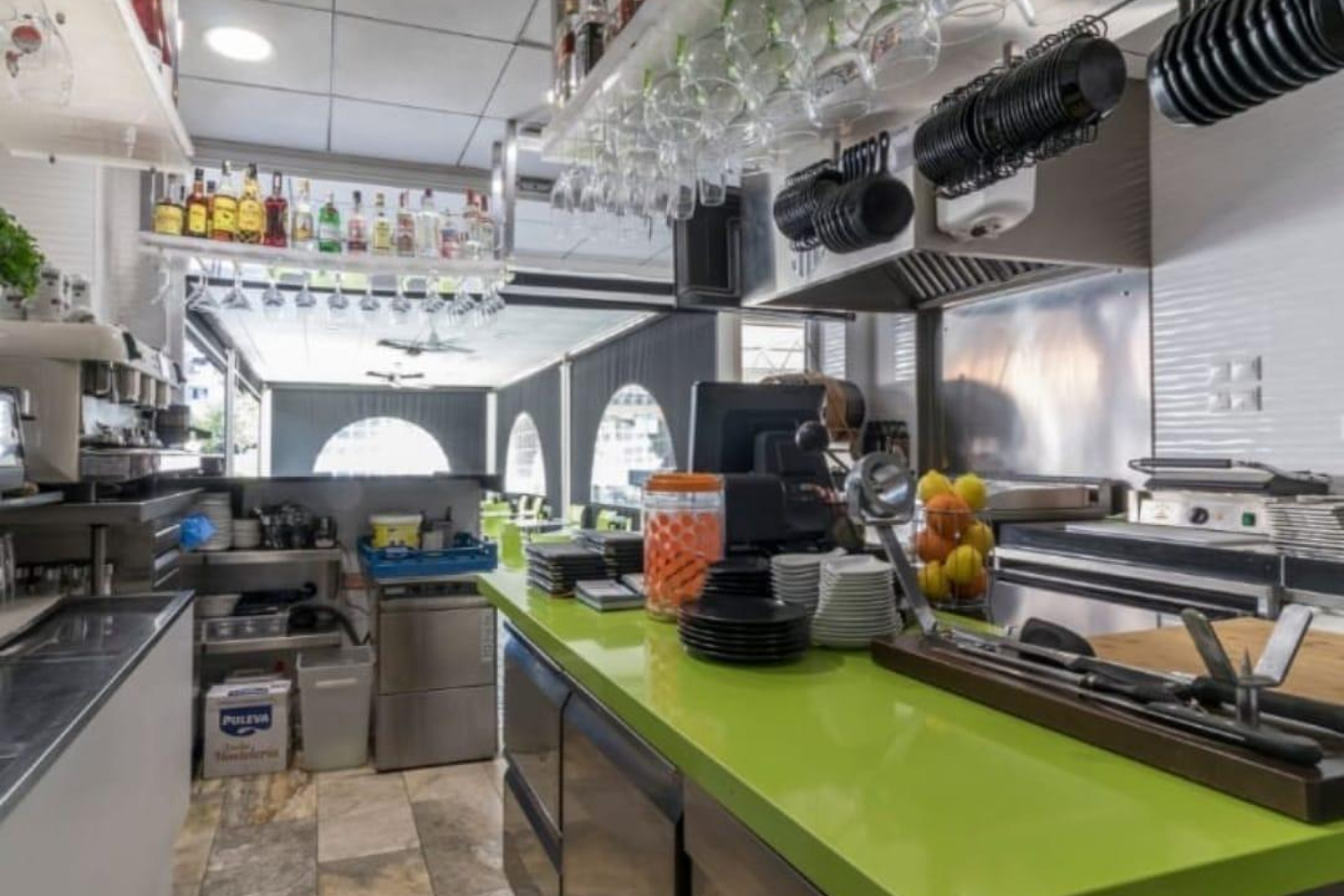 Resale - Commercial Unit - Alicante - Playa de San Juan