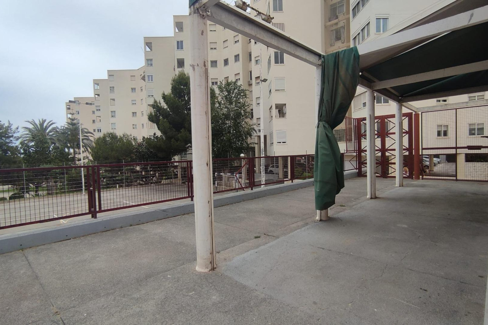 Resale - Commercial Unit - Alicante - San Gabriel