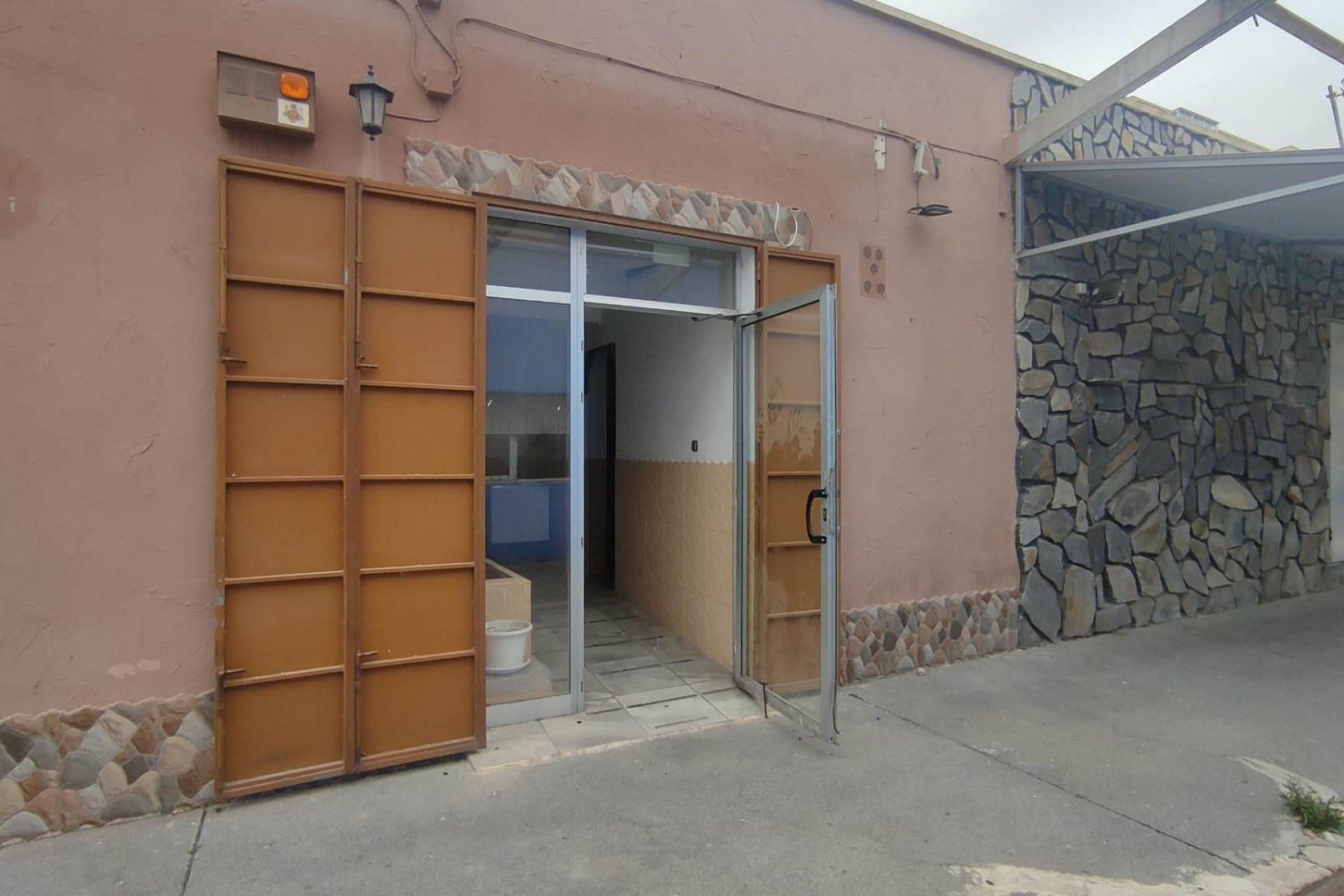 Resale - Commercial Unit - Alicante - San Gabriel