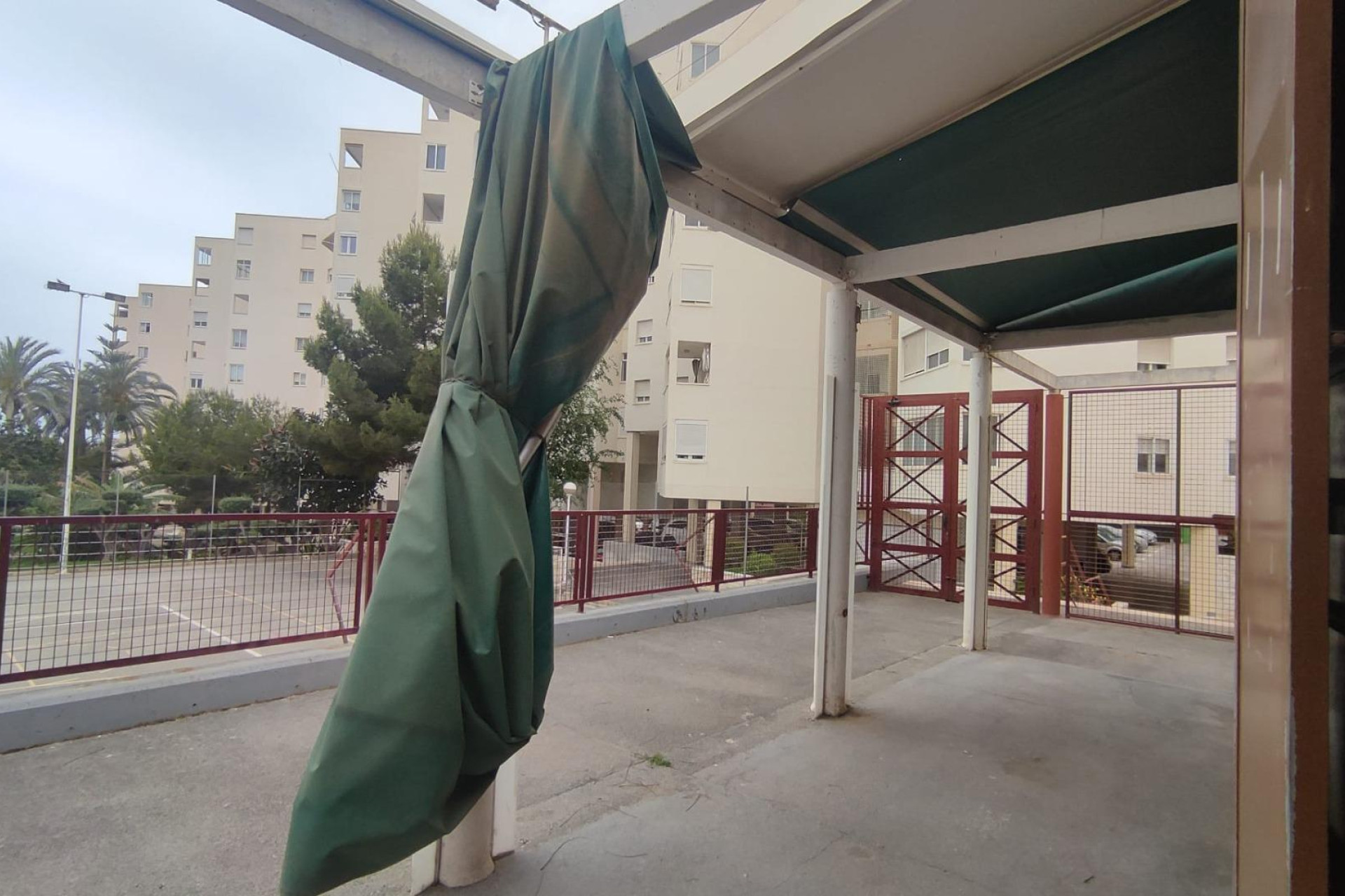 Resale - Commercial Unit - Alicante - San Gabriel