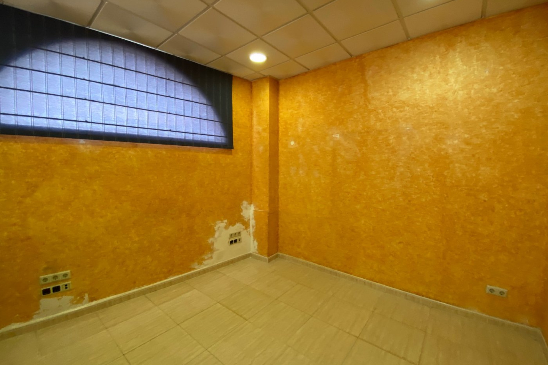 Resale - Commercial Unit - Alicante - Villafranqueza