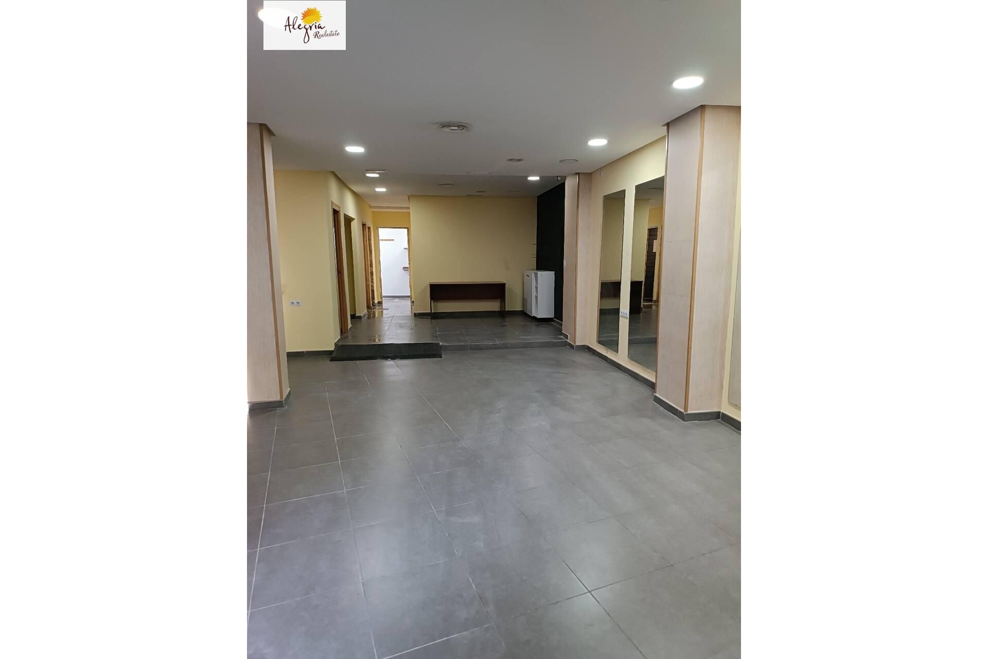 Resale - Commercial Unit - Burjassot - UNIVERSIDADES